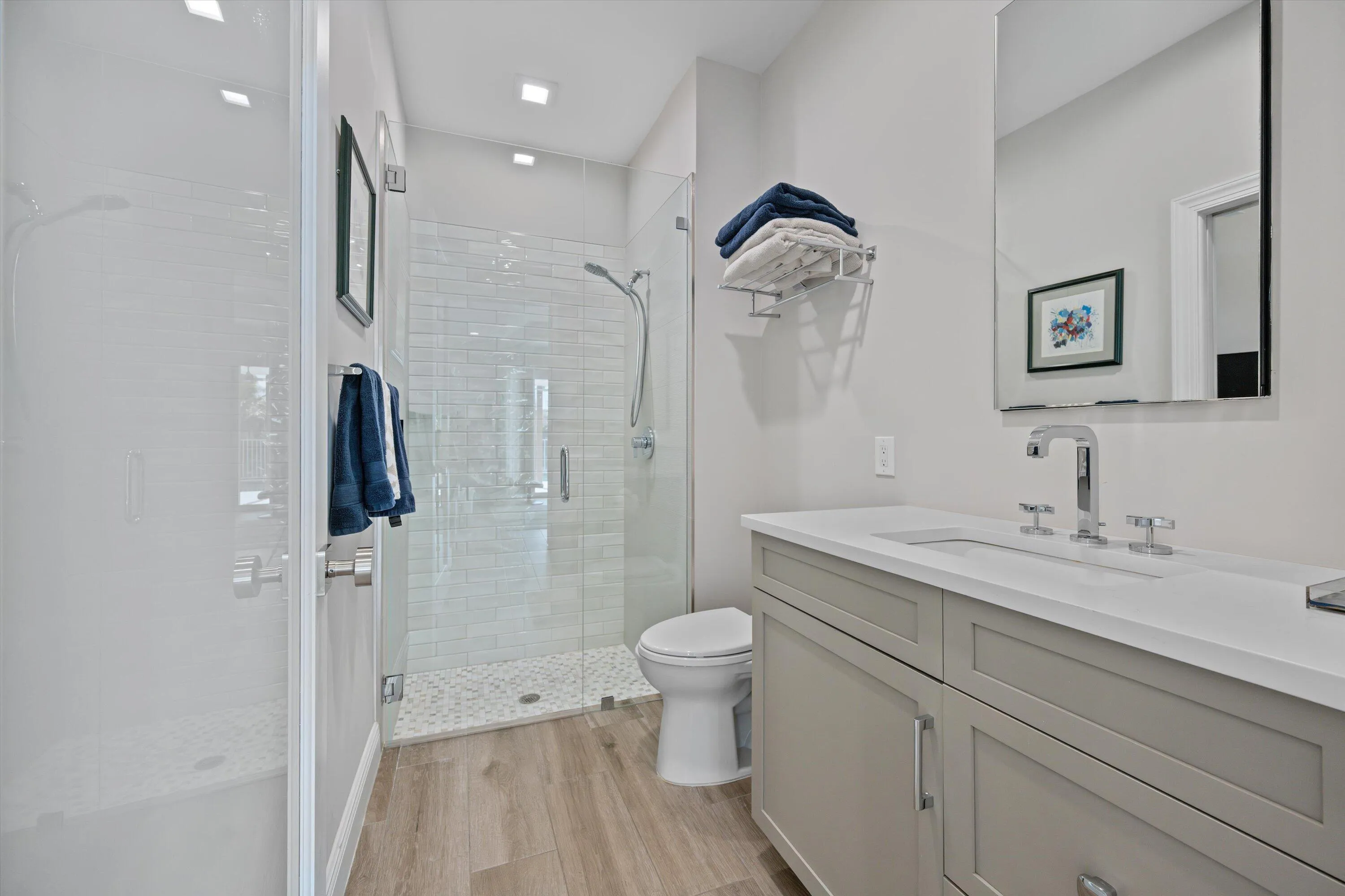 Guest Bathroom 1