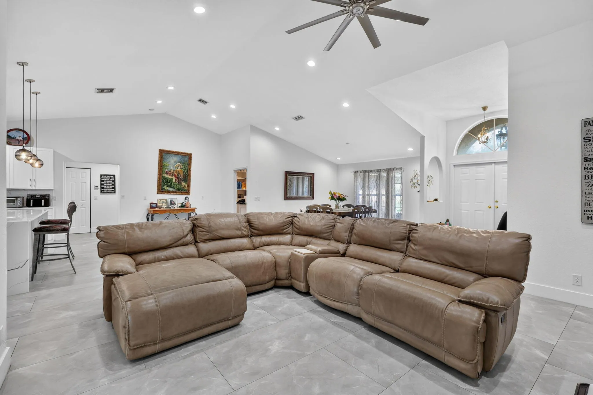 24-web-or-mls-BS1A4733