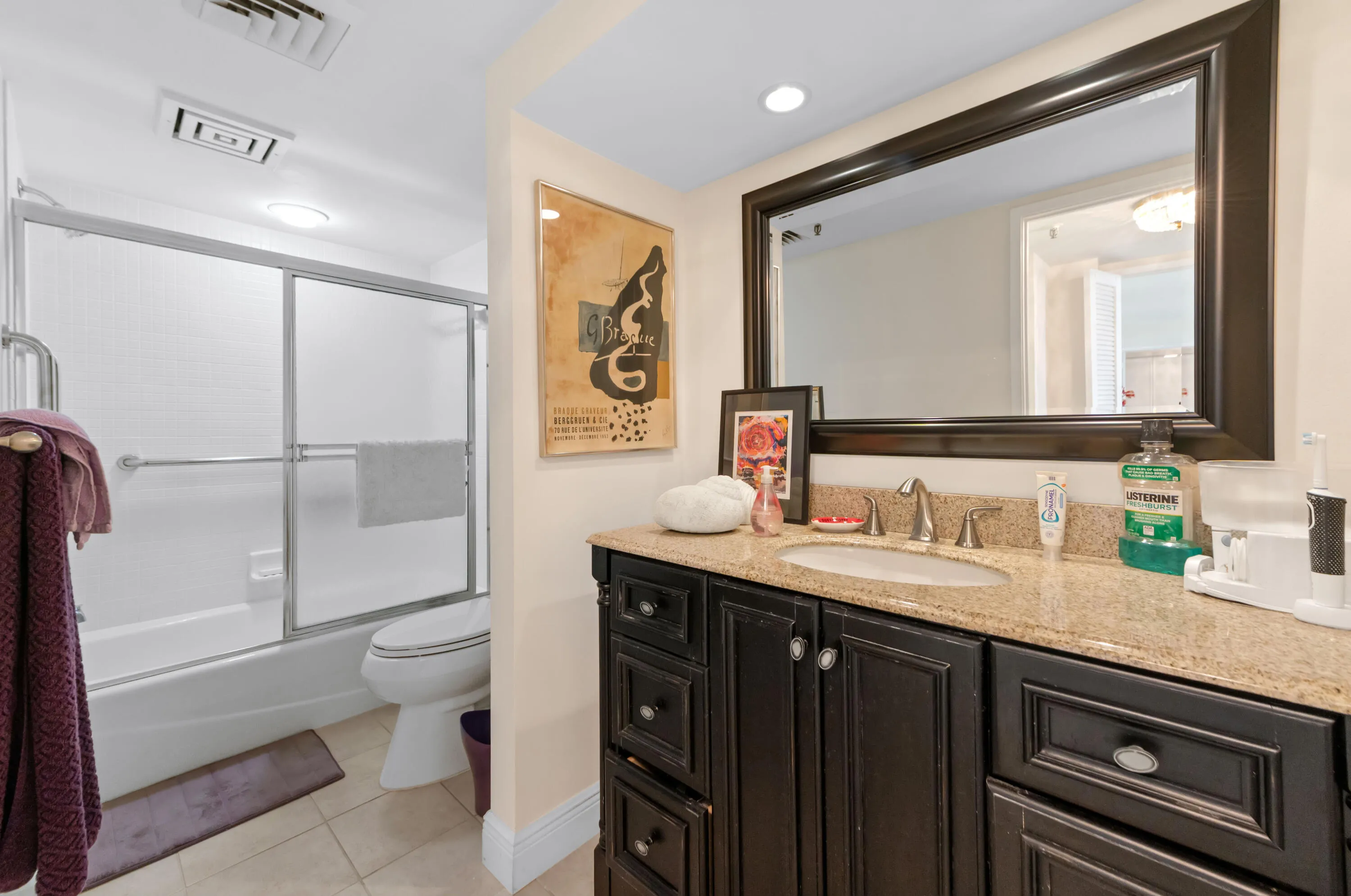 GUEST BATH