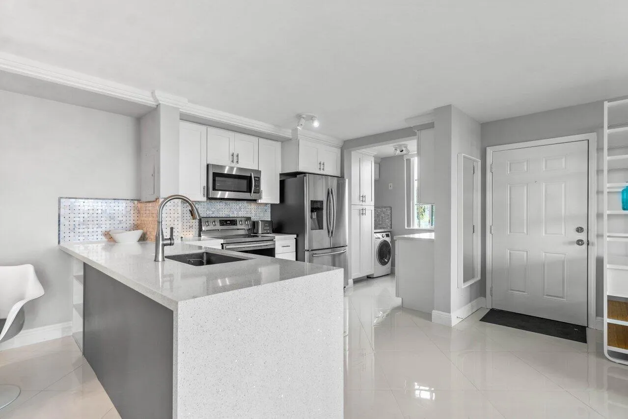 006-180YachtClubWay-Unit102-Hypoluxo-FL-