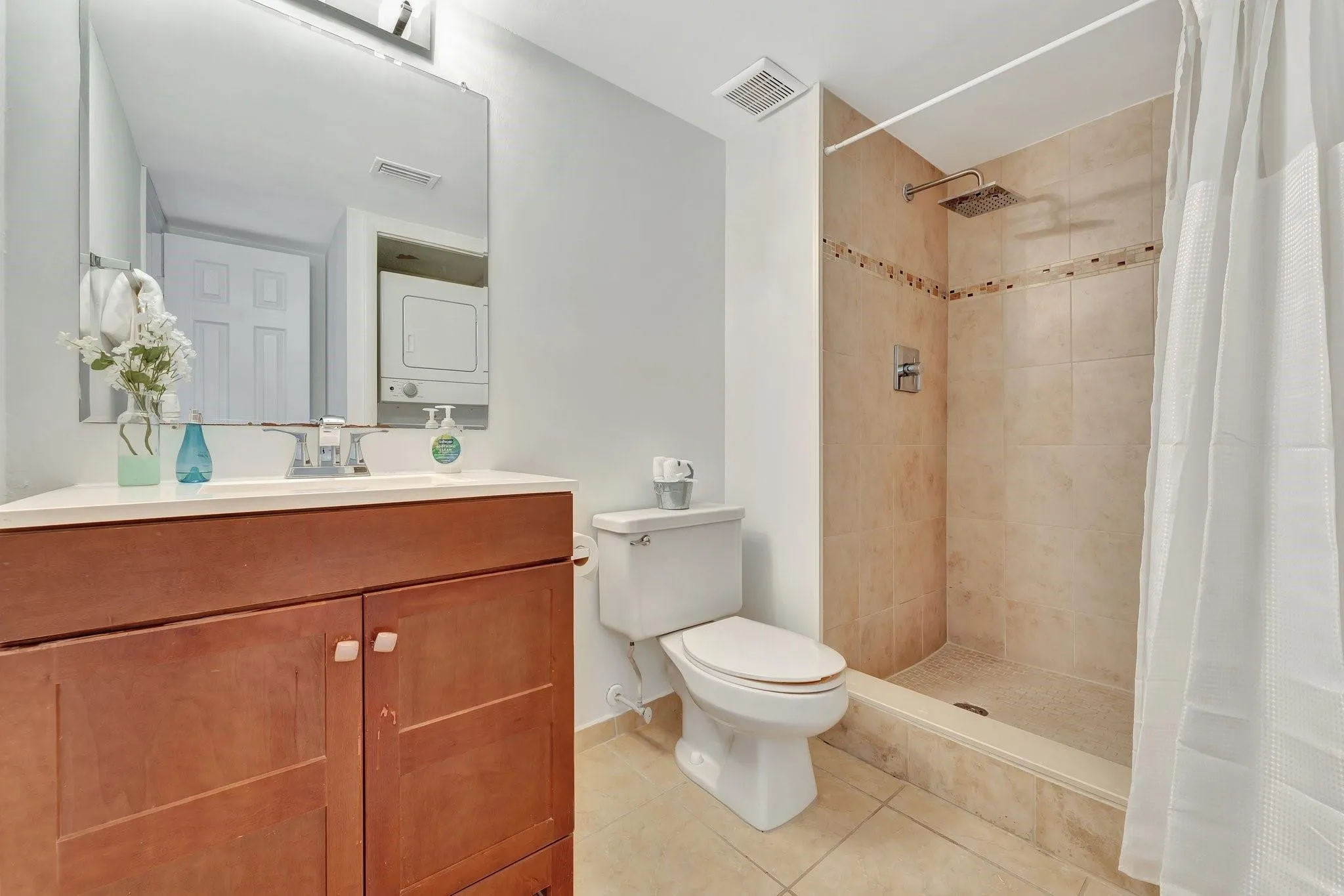 2nd bathroom.