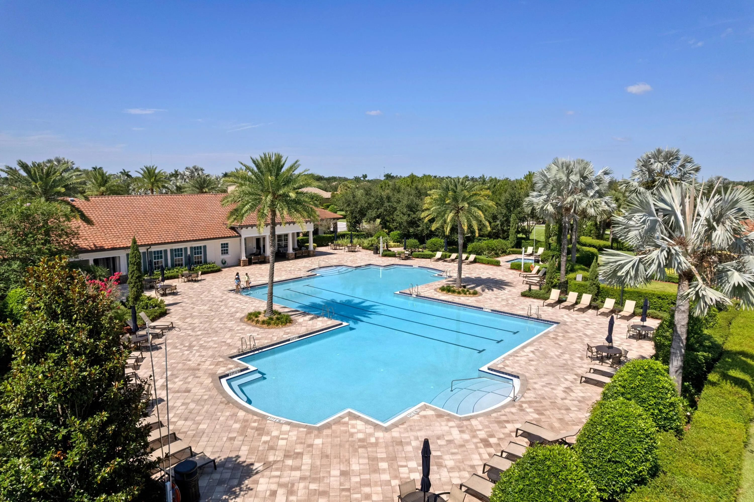 Castellina Club Pool
