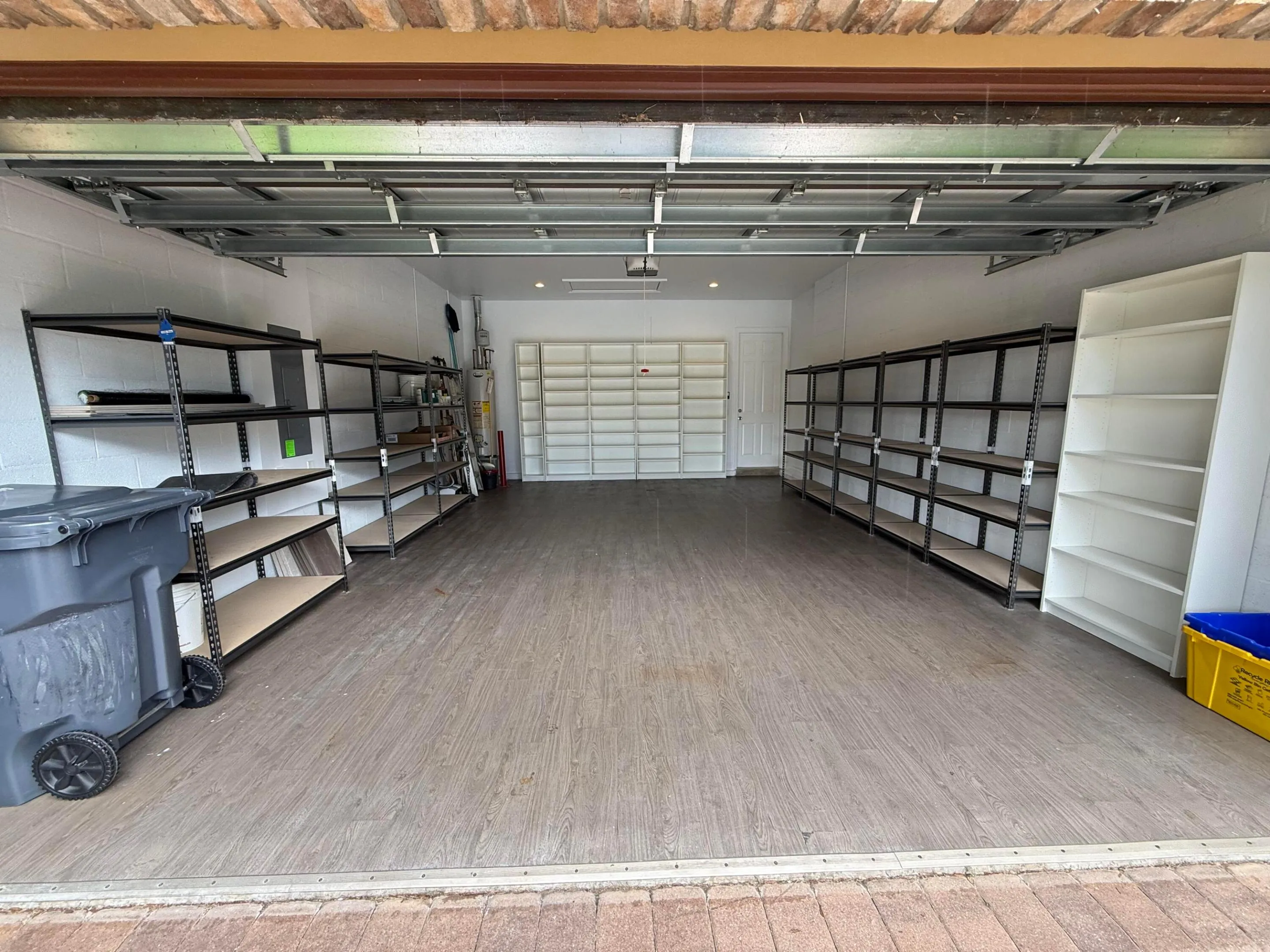 Oversized 2 Car Garage