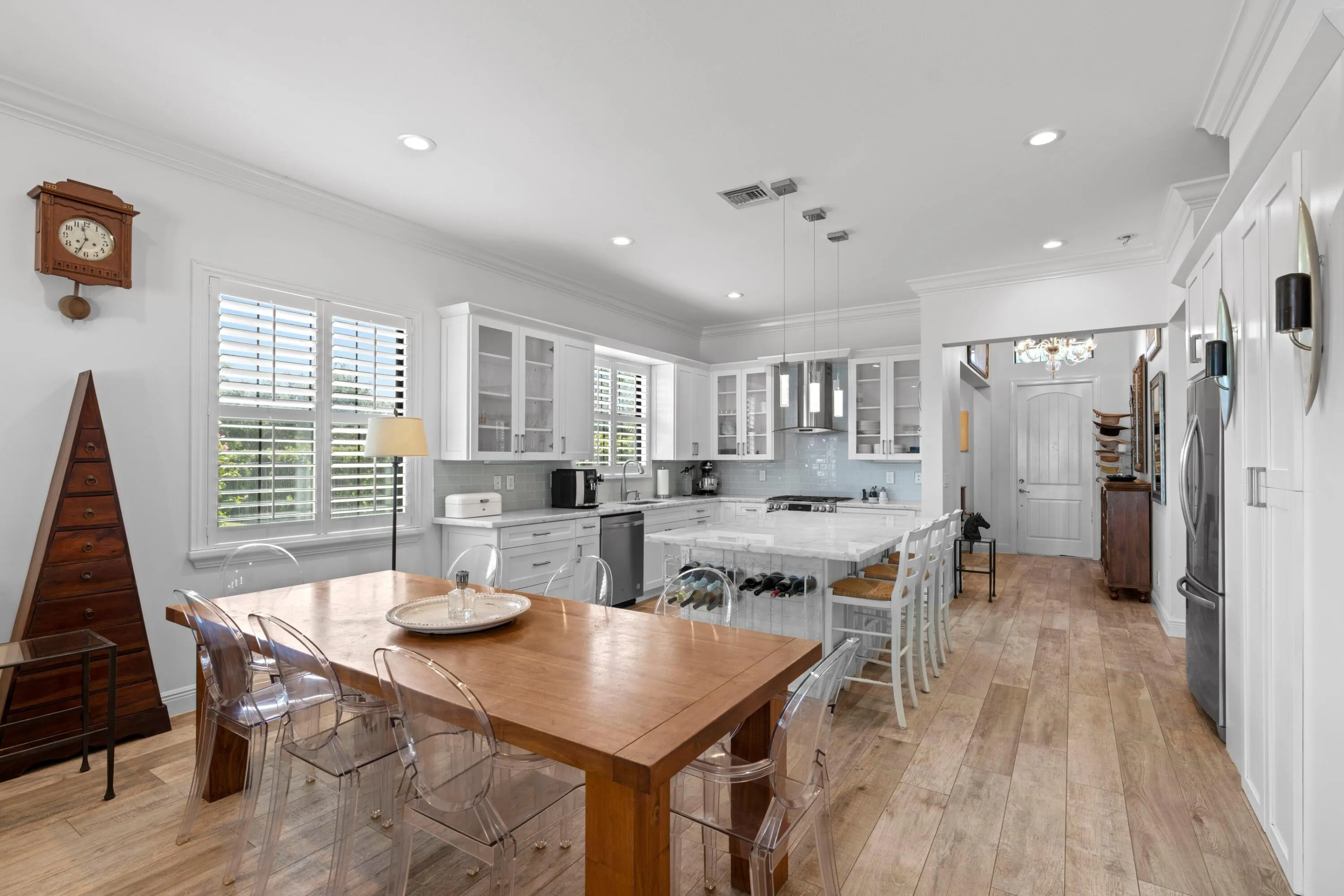 Kitchen - Dining