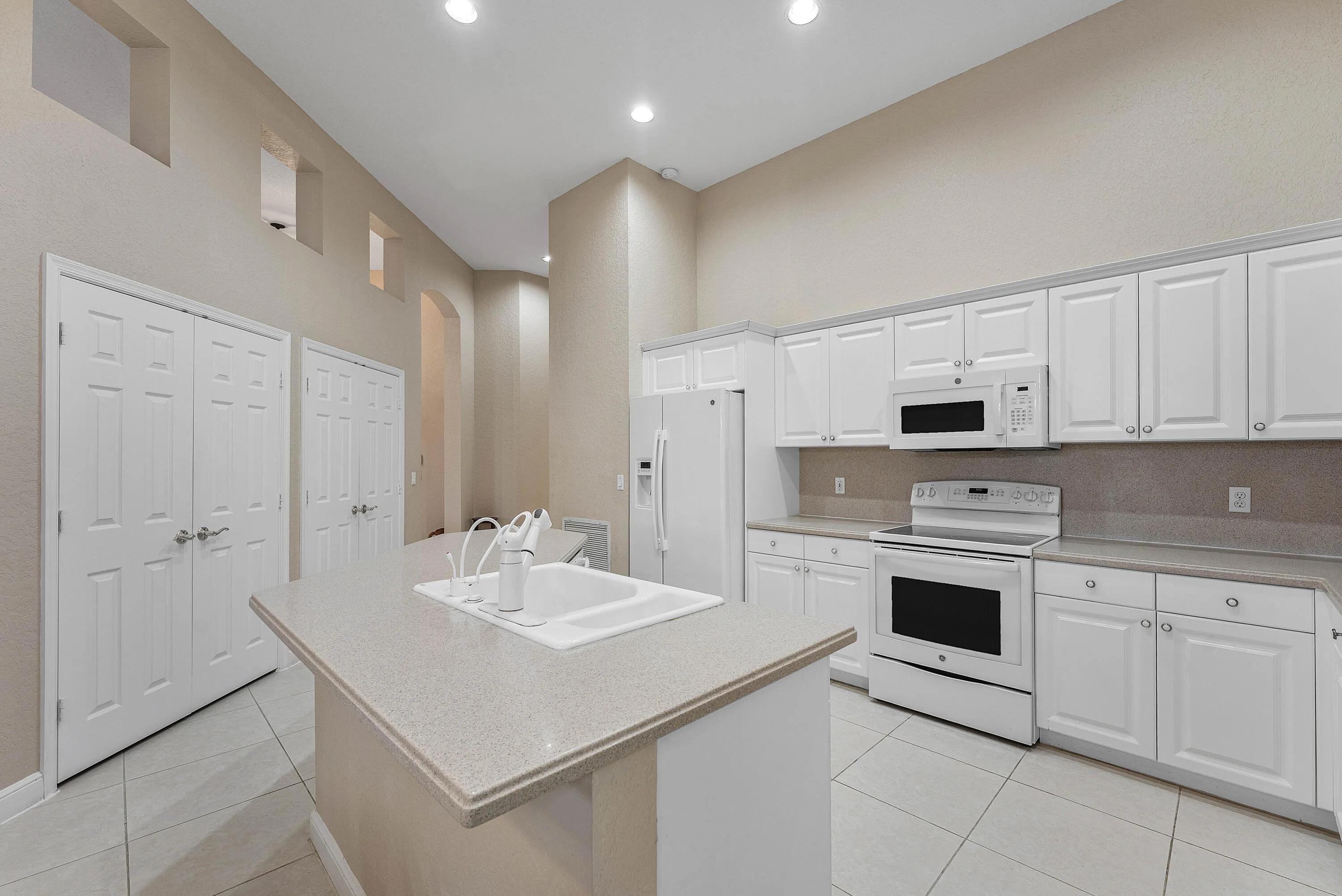 015-6947FairwayLakesDrive-BoyntonBeach-F