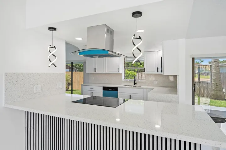 1633 Woods Bend Rd-6