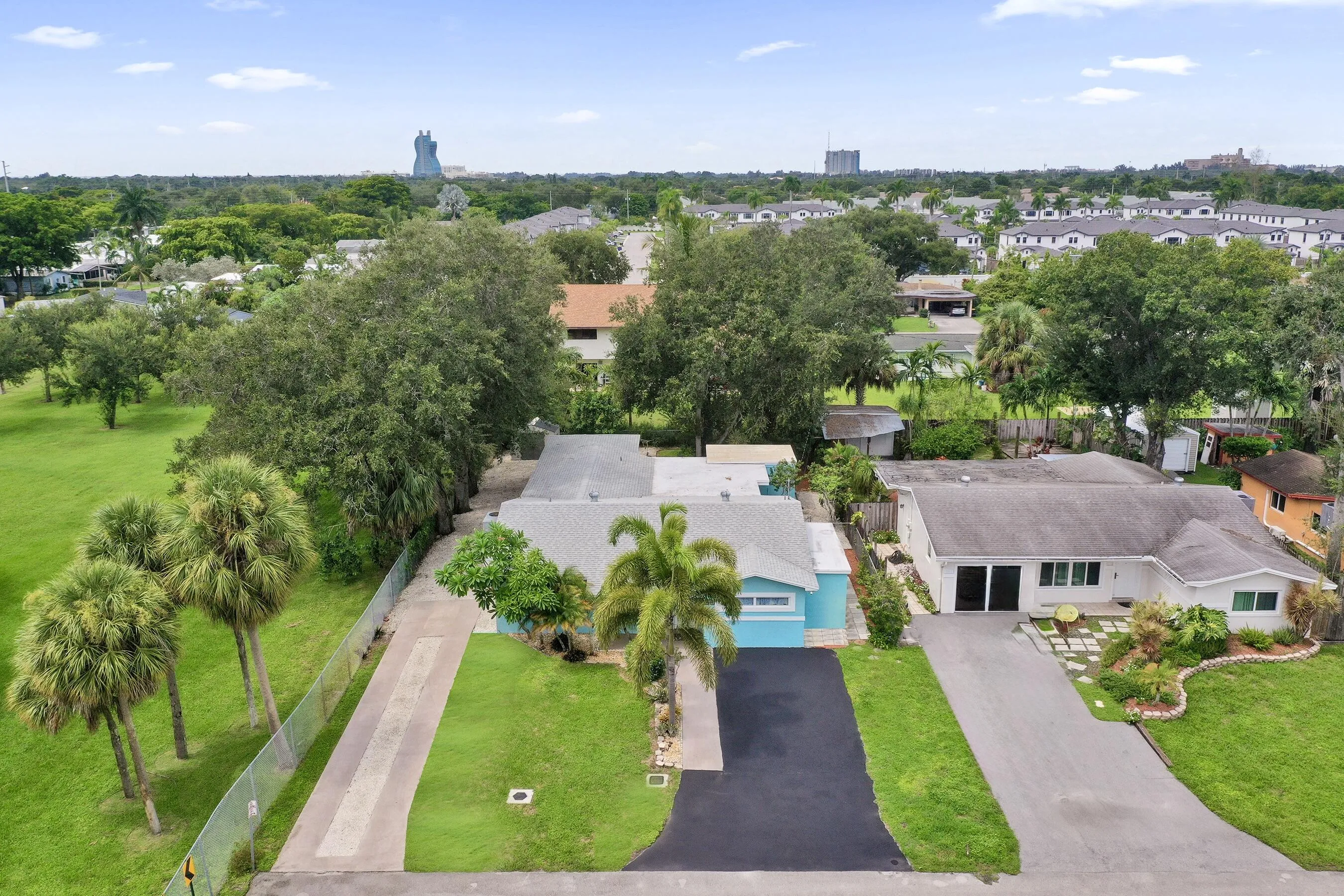 Aerial. Front