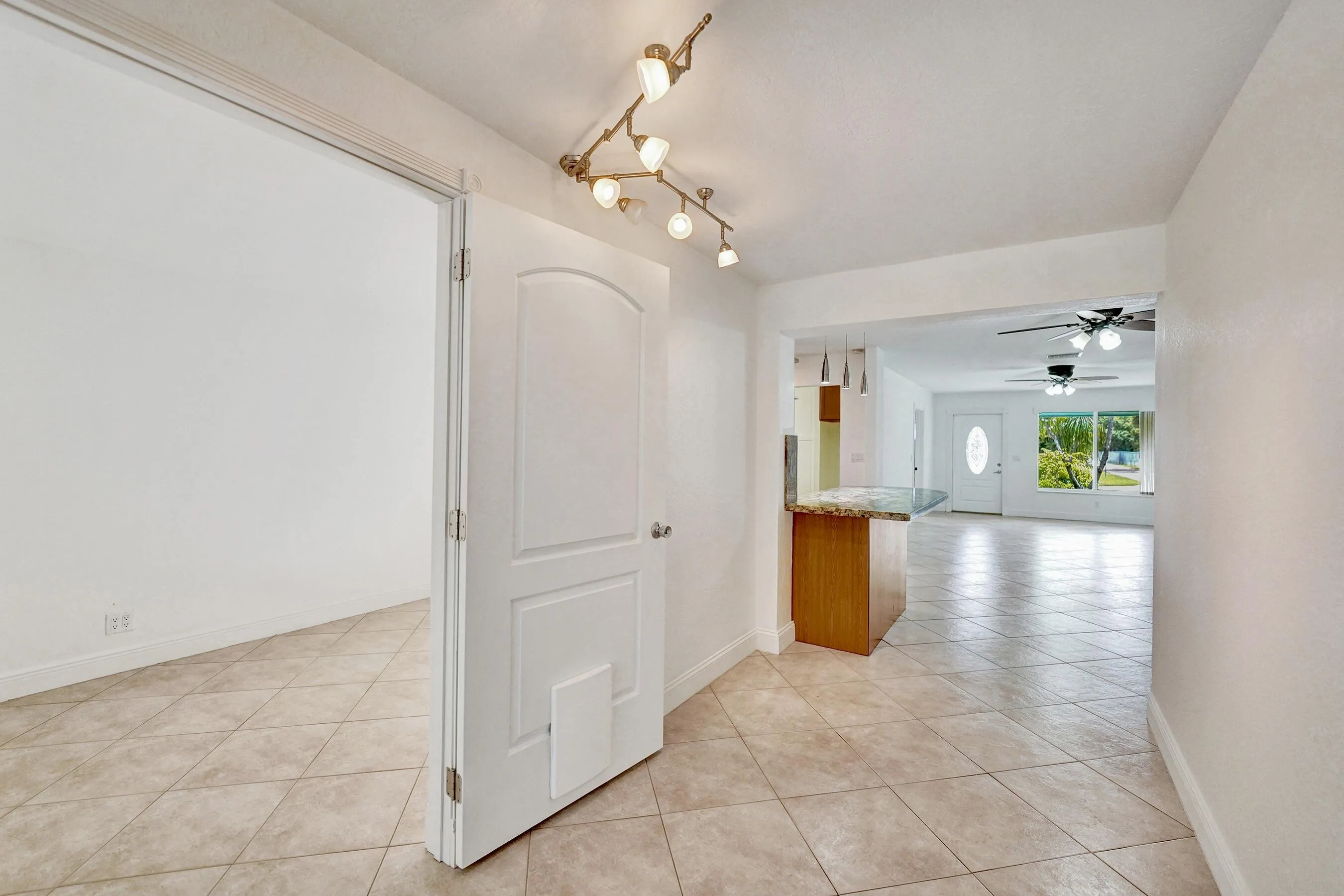 Hallway, Bonus Room