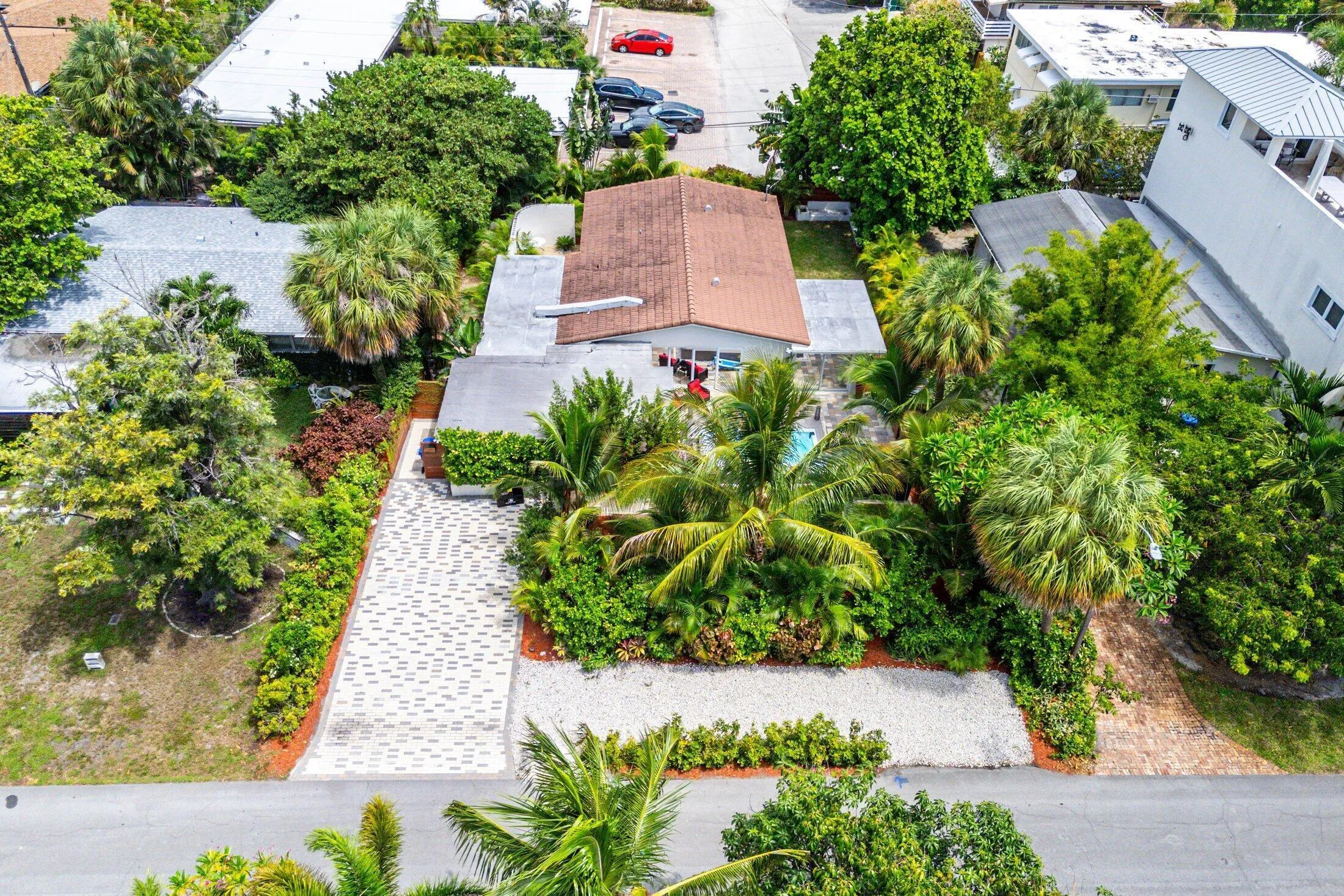 042-2041Northeast30thStreet-FortLauderda