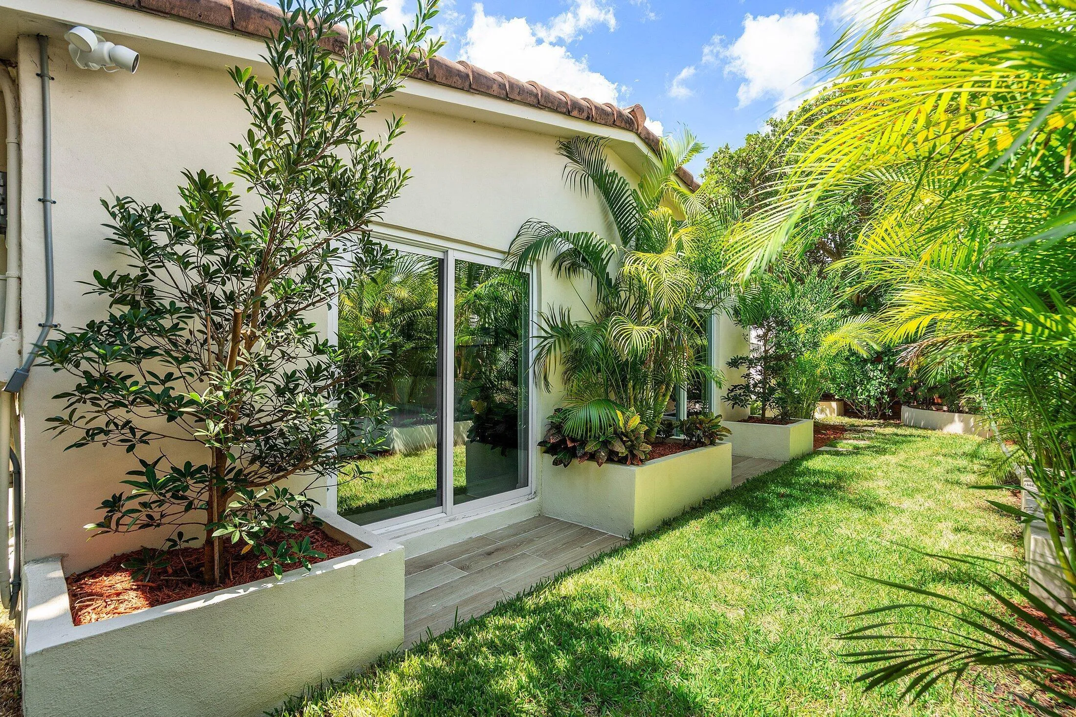 037-2041Northeast30thStreet-FortLauderda