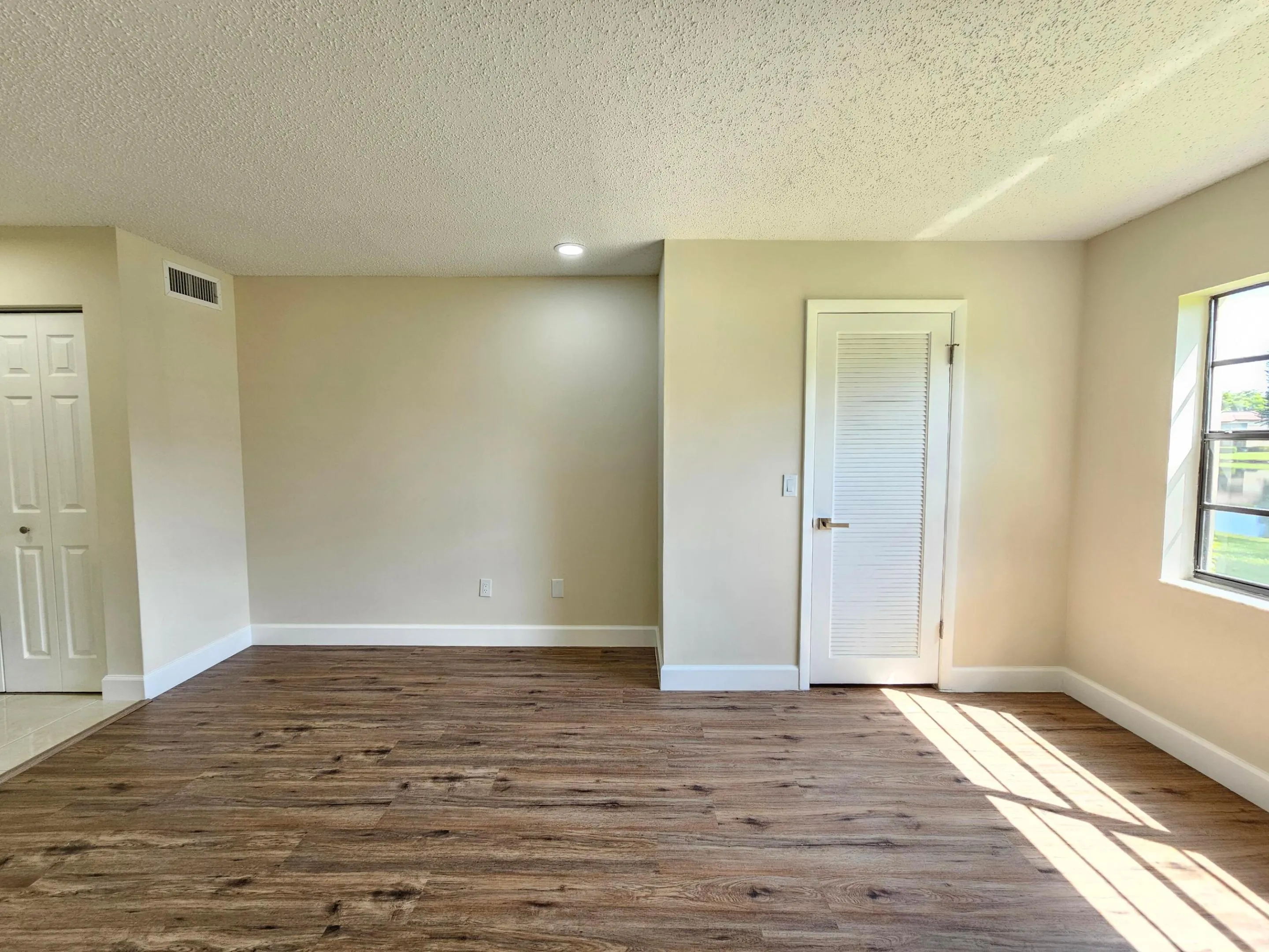 Bedroom 1 (4)