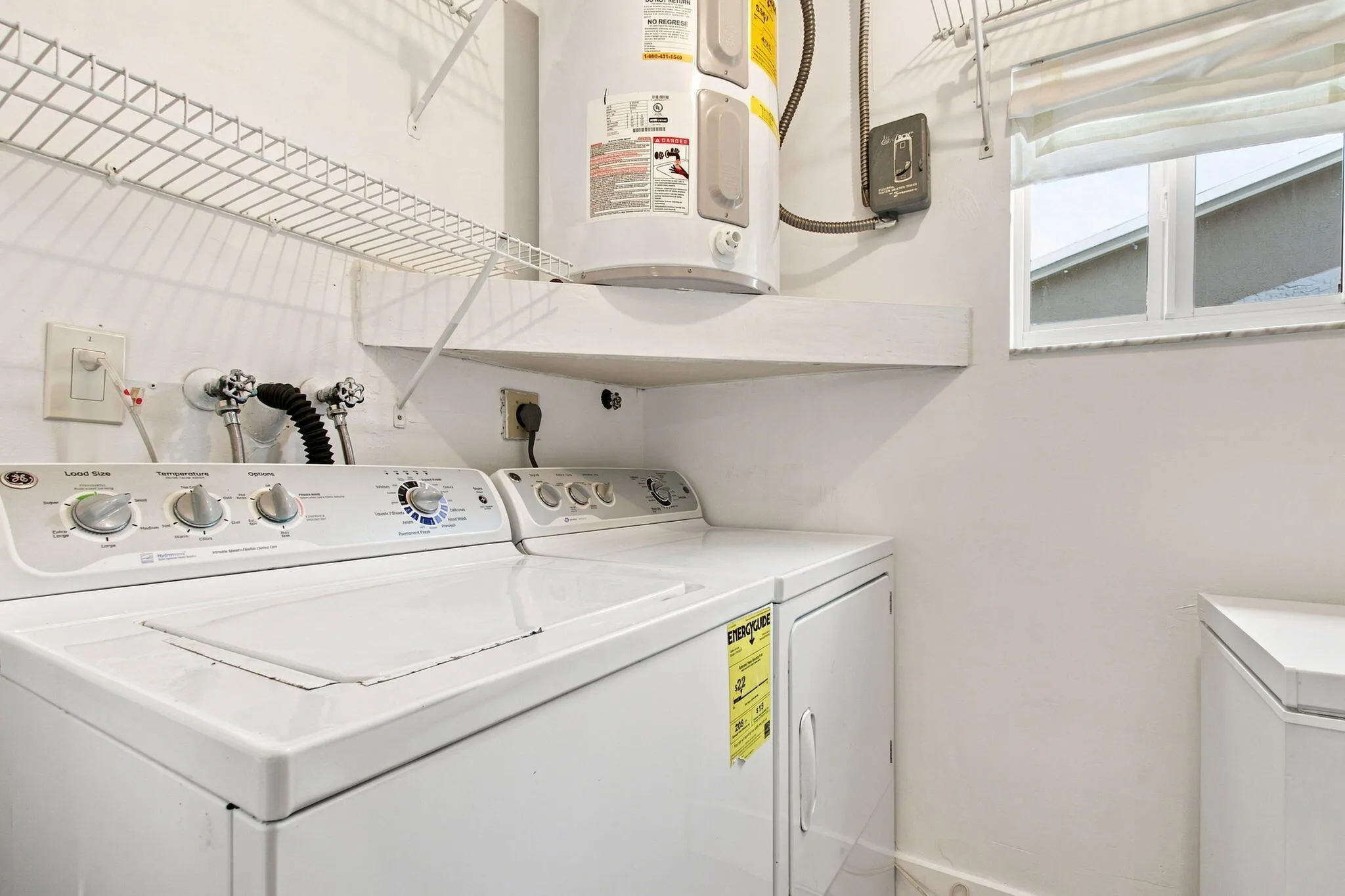 20-web-or-mls-3130-n-72nd-terrace