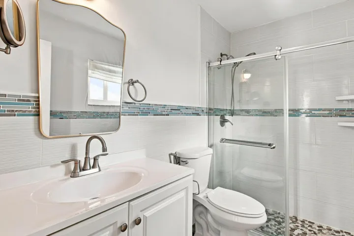 15-web-or-mls-3130-n-72nd-terrace