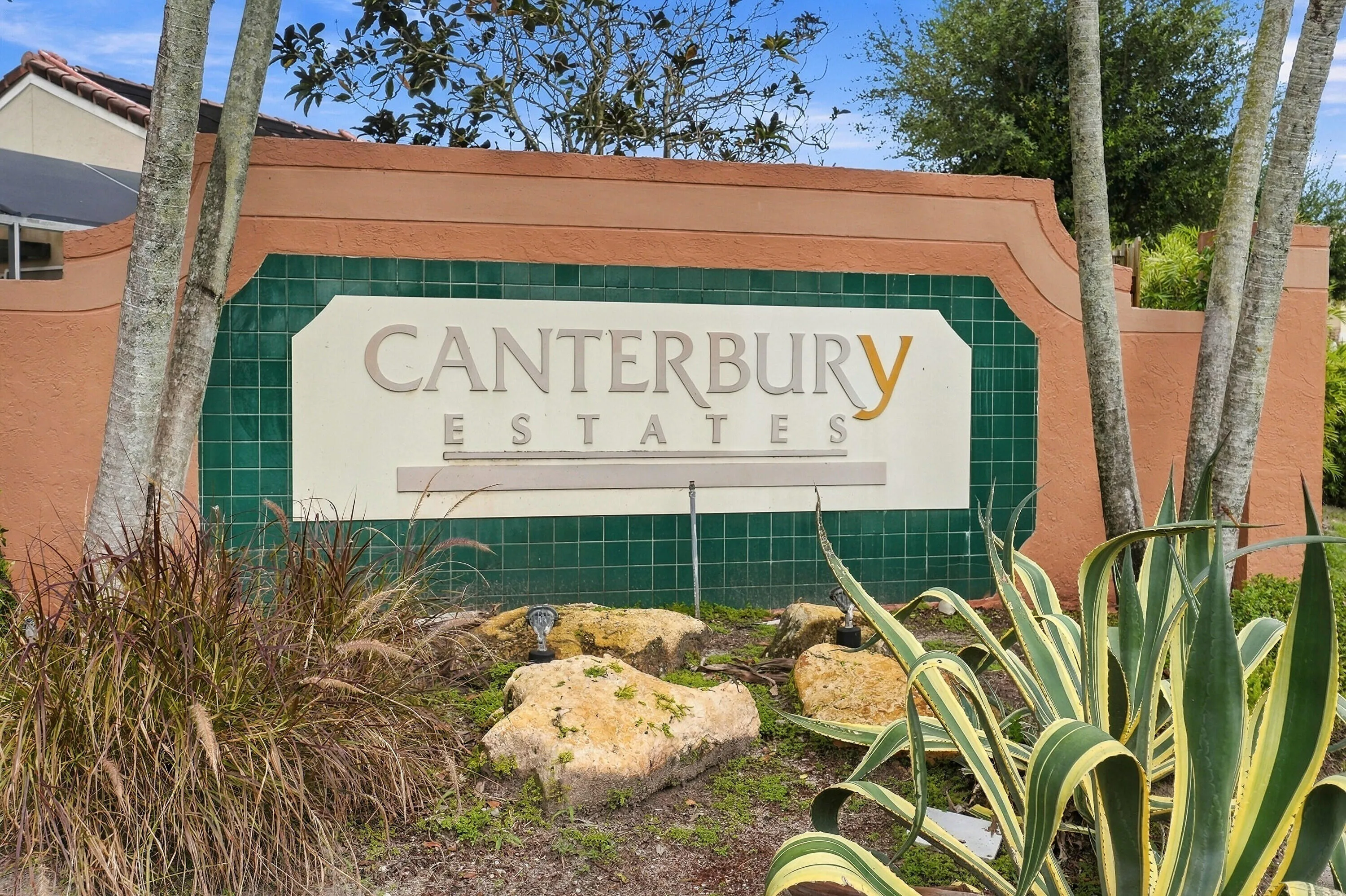 58_community sign