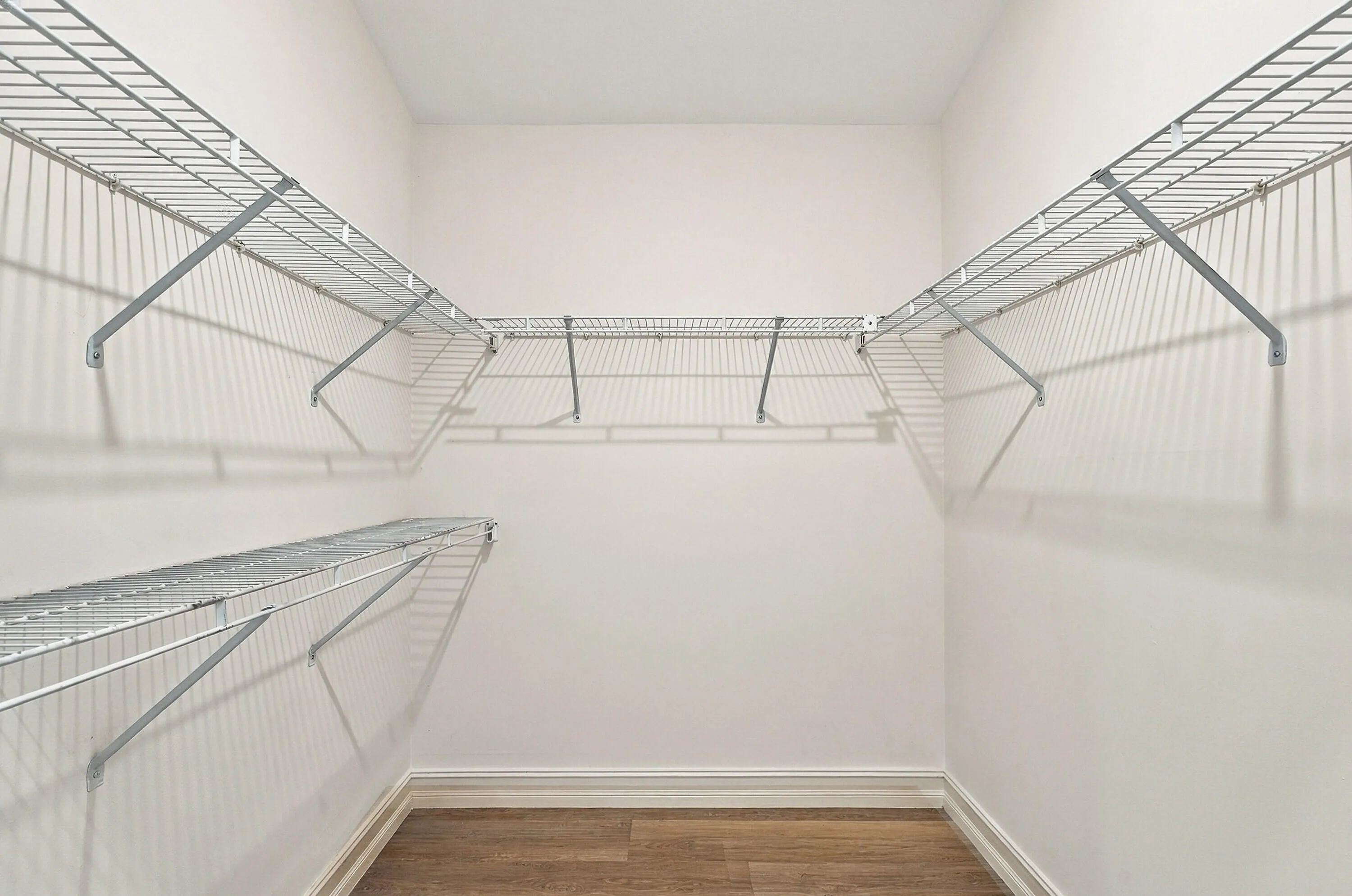 OWNERS CLOSET