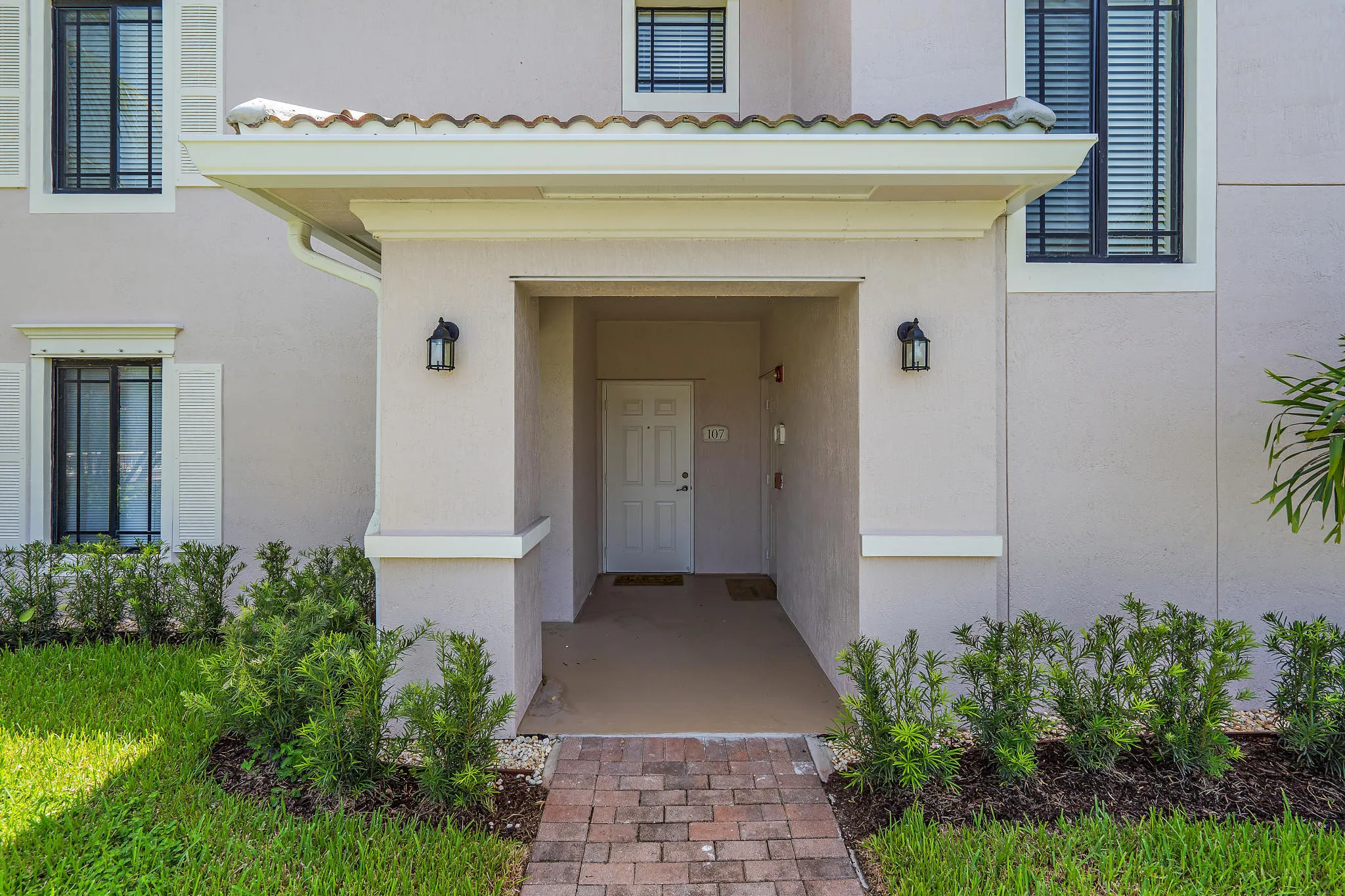 005-2810GrandePkwy107-PalmBeachGardens-F
