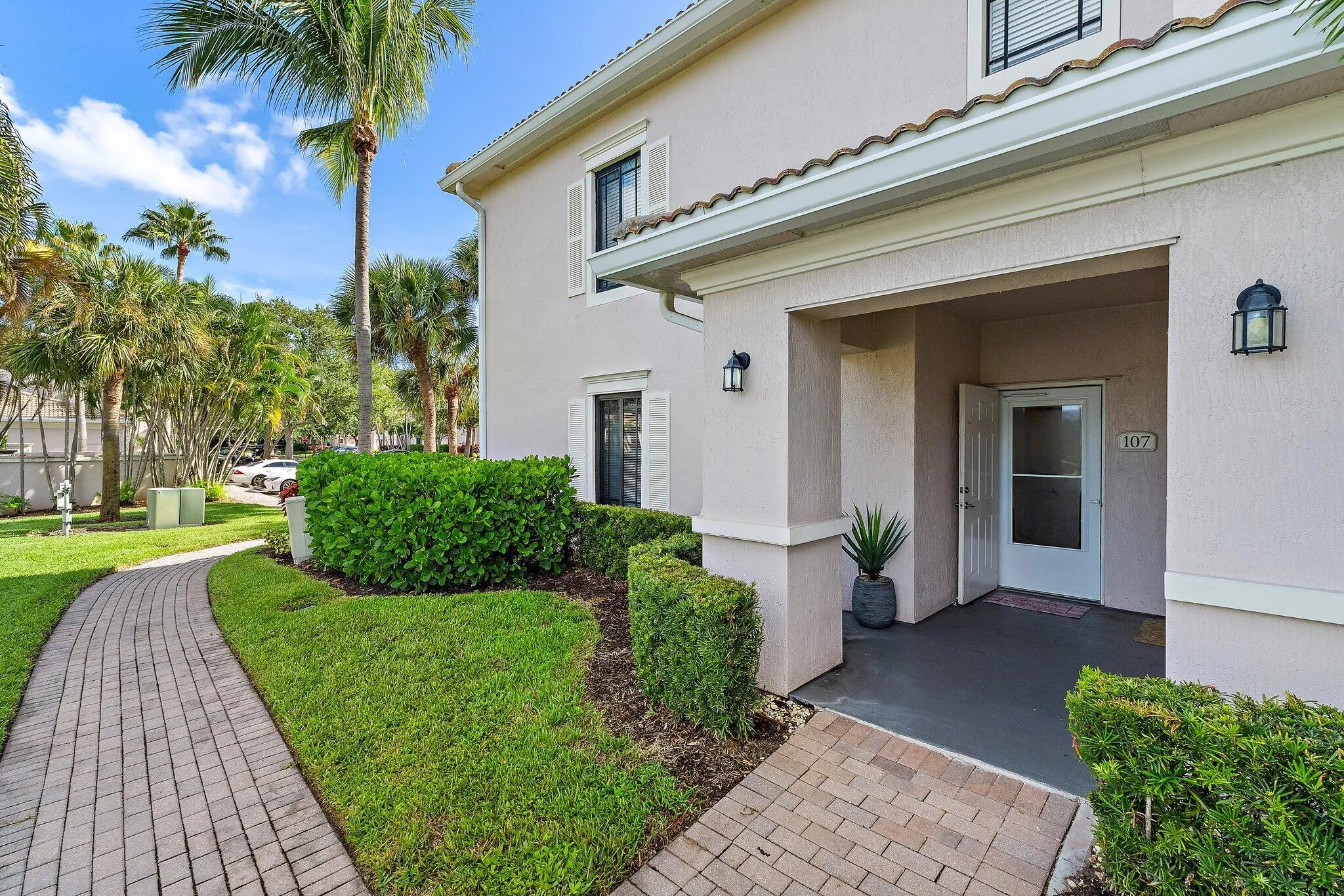 005-2810GrandePkwy-107-PalmBeachGardens-