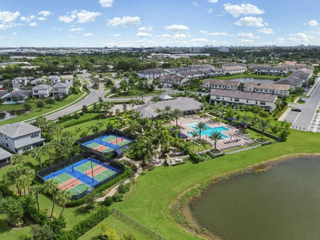 4488 E Appleton Cir -61