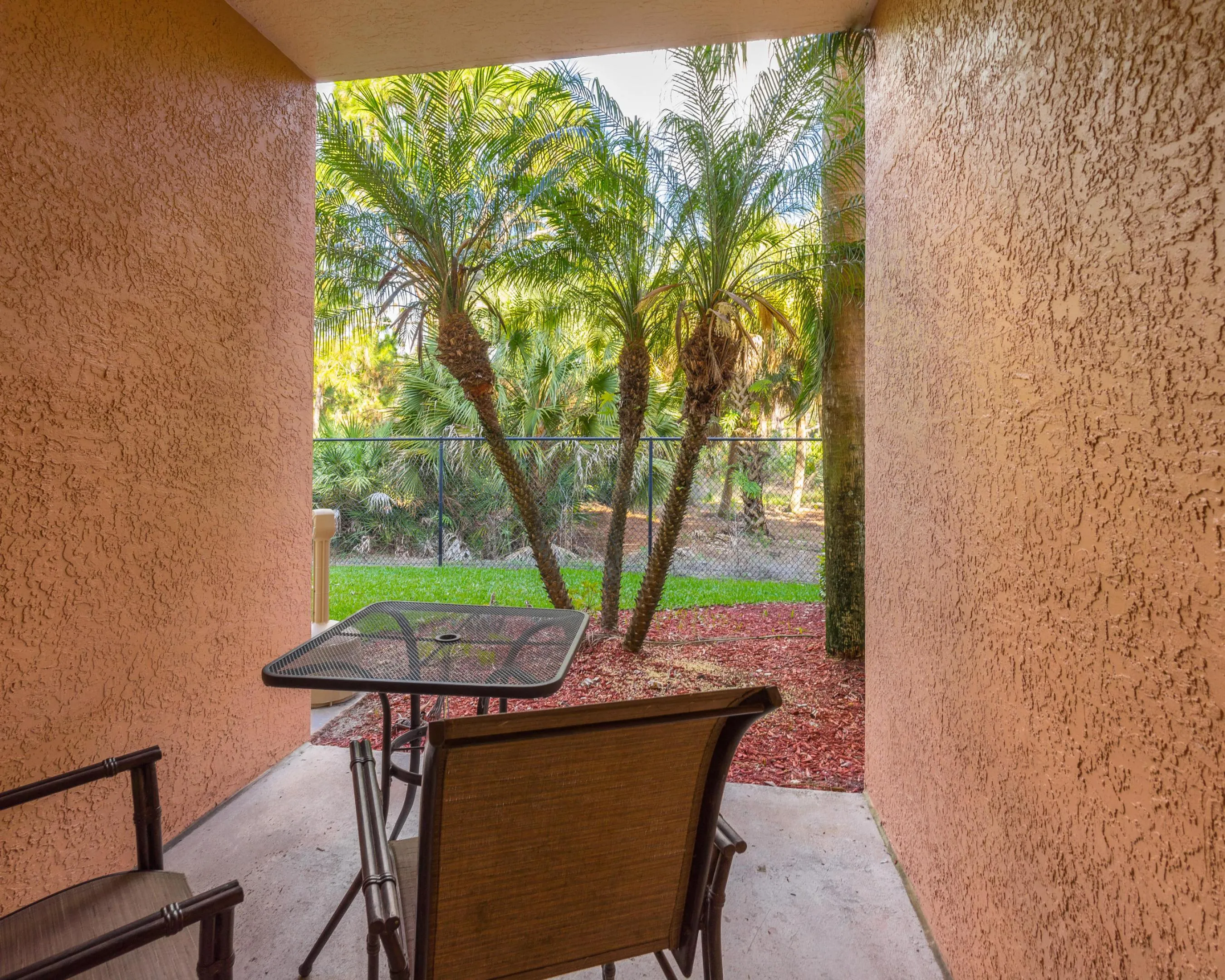 2106 Myrtlewood Patio