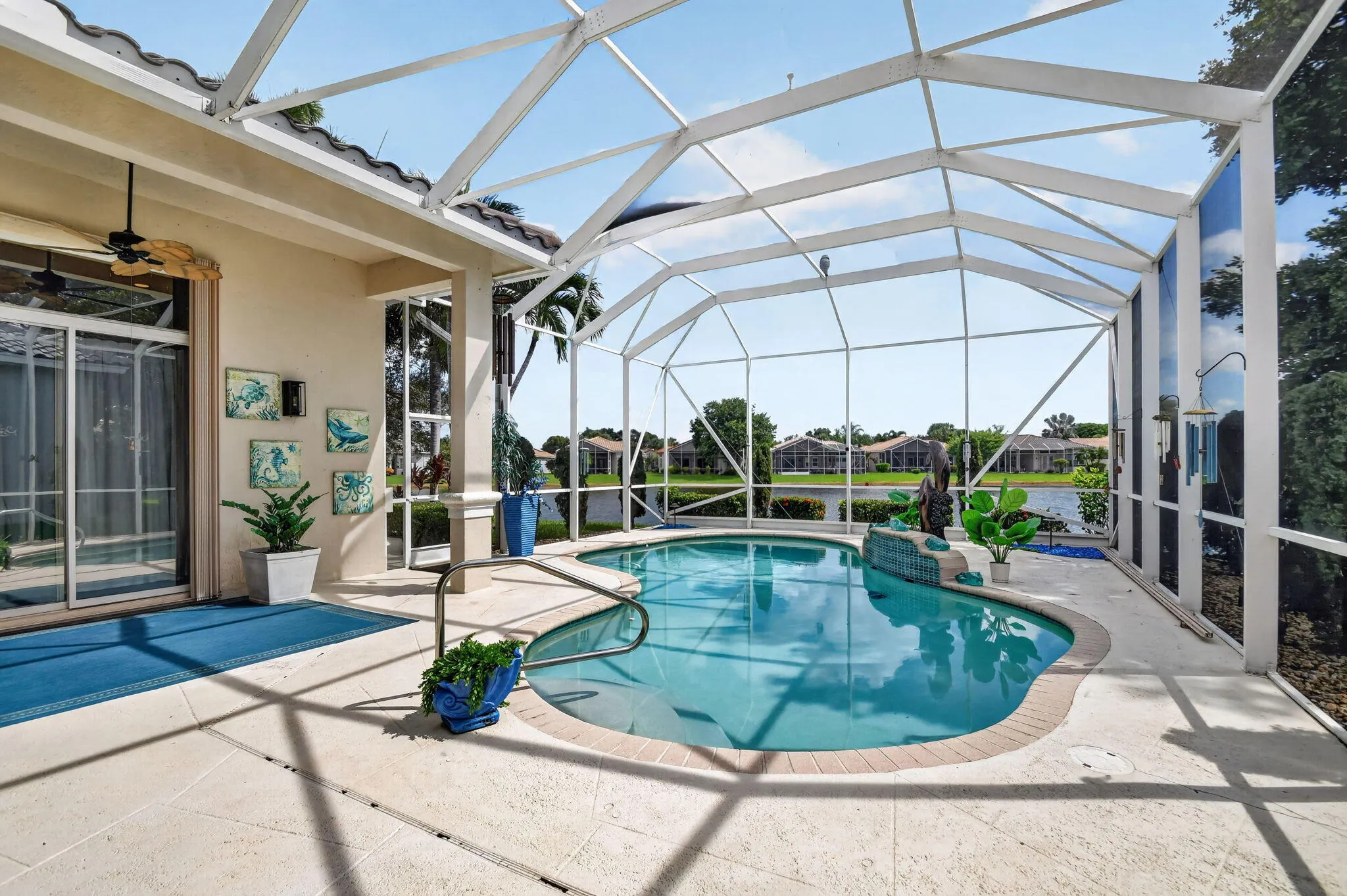 SCREENED POOL PATIO