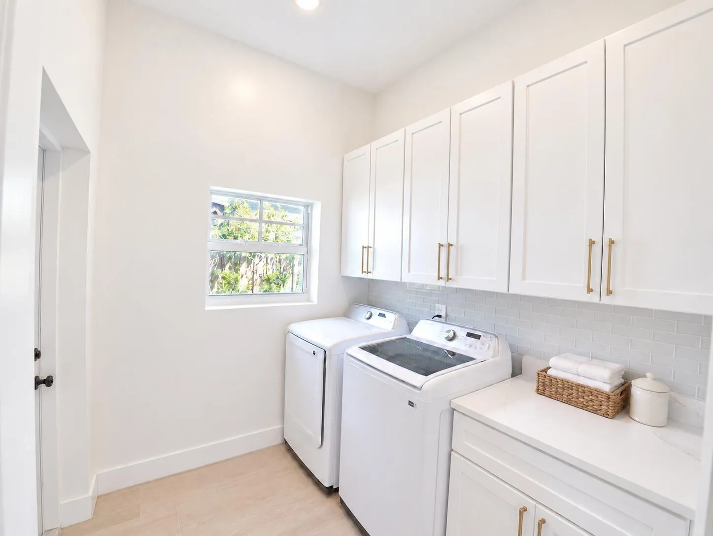 520-38th-St-Laundry-P1290279-0283-Virtua