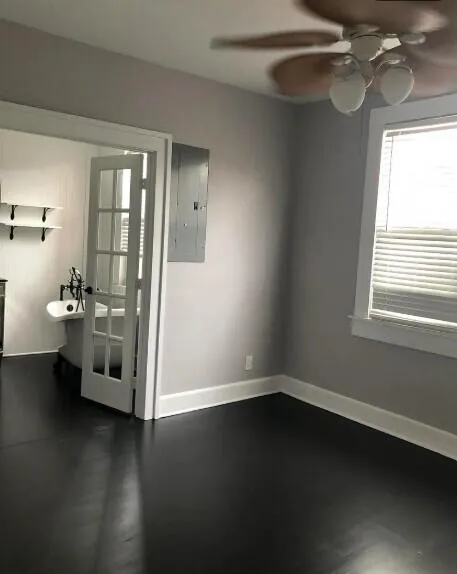 10 - master bedroom