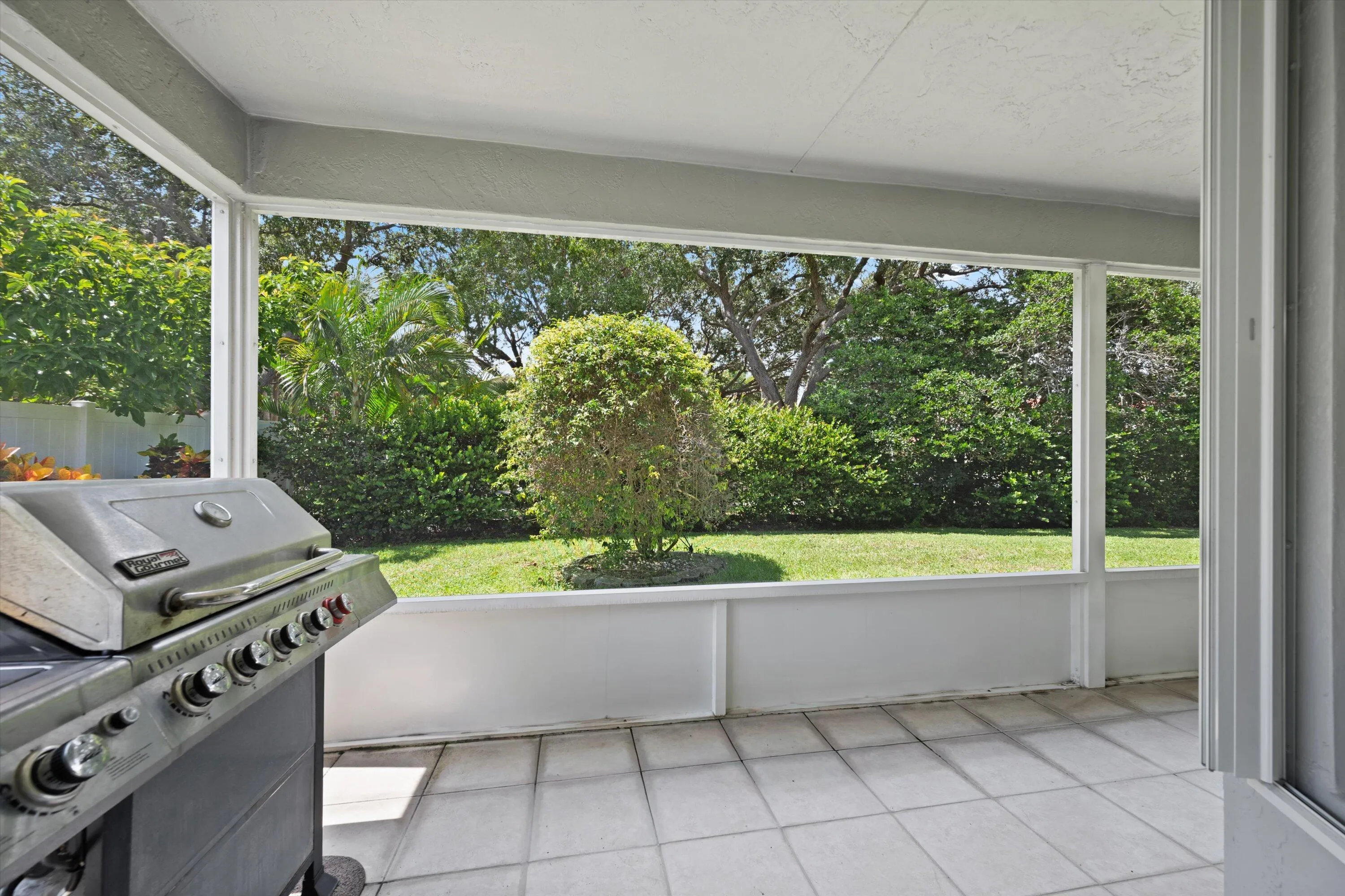 Screened In Patio
