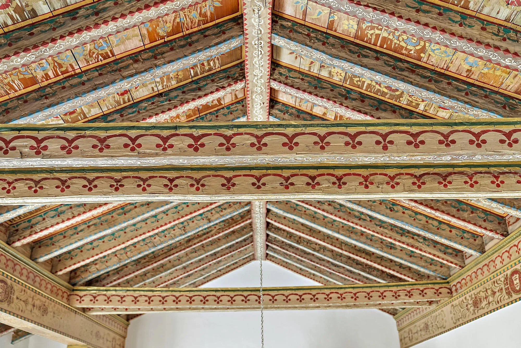 10A-STENCILED CEILING
