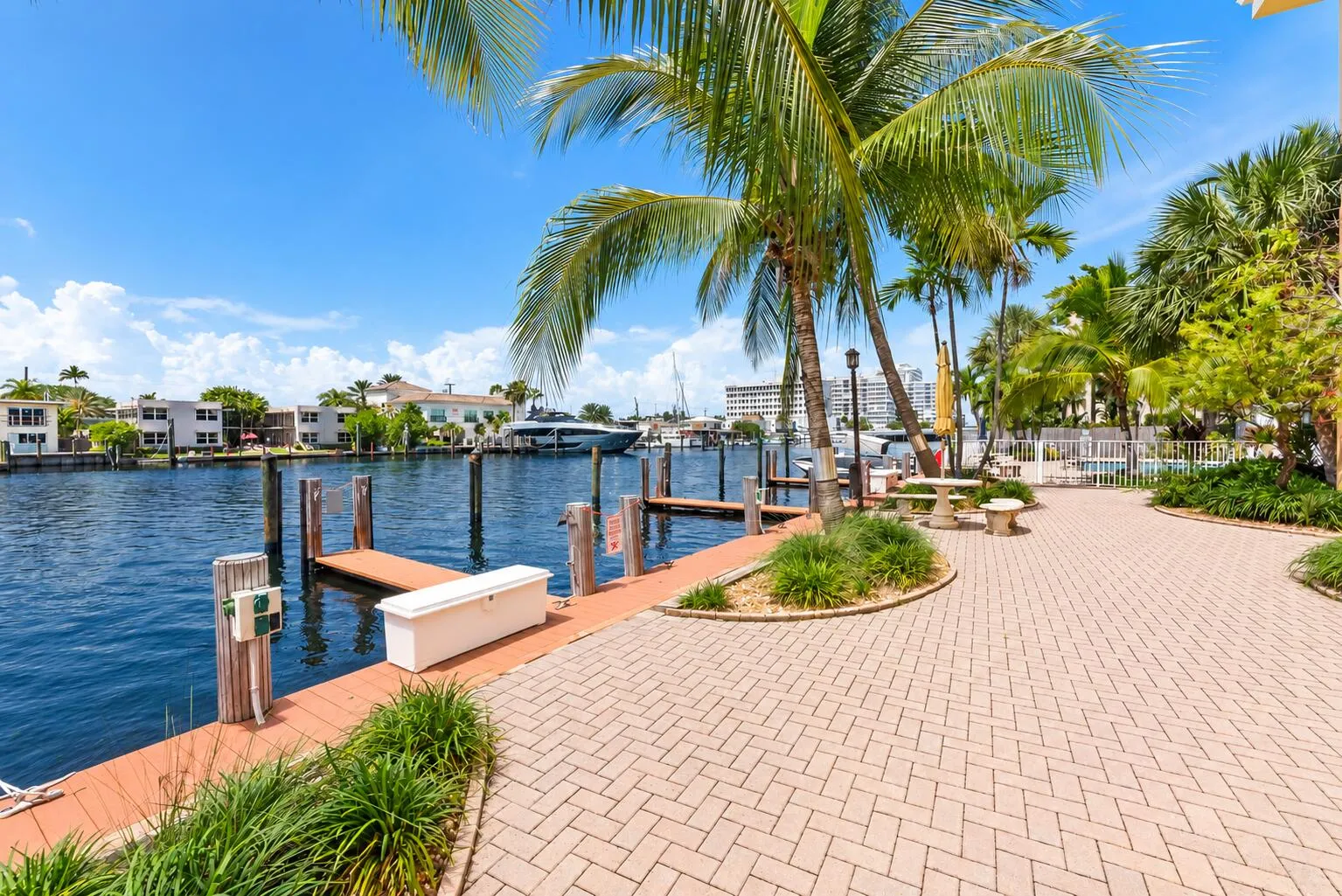 Boat Docks Middle River Villas