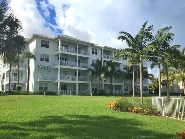 300 Building