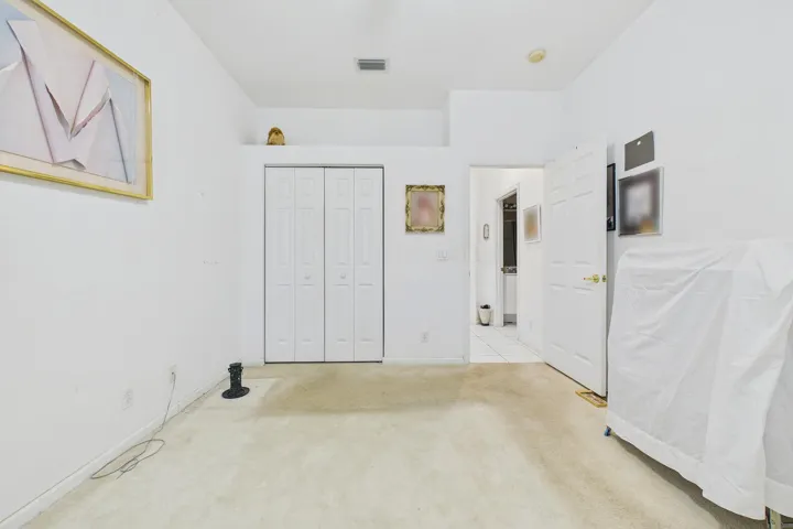 CAM06286G6-PR0040-STILL029
