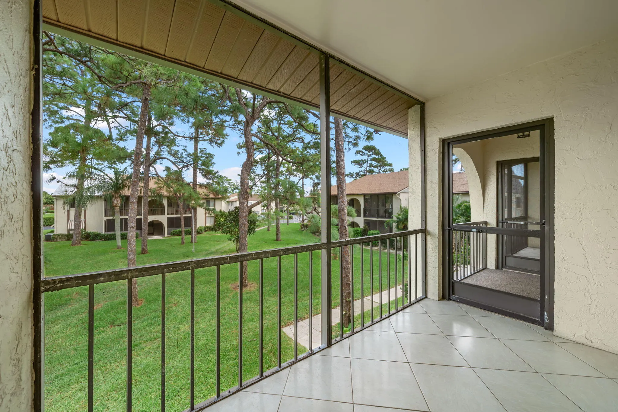 Screened in Patio
