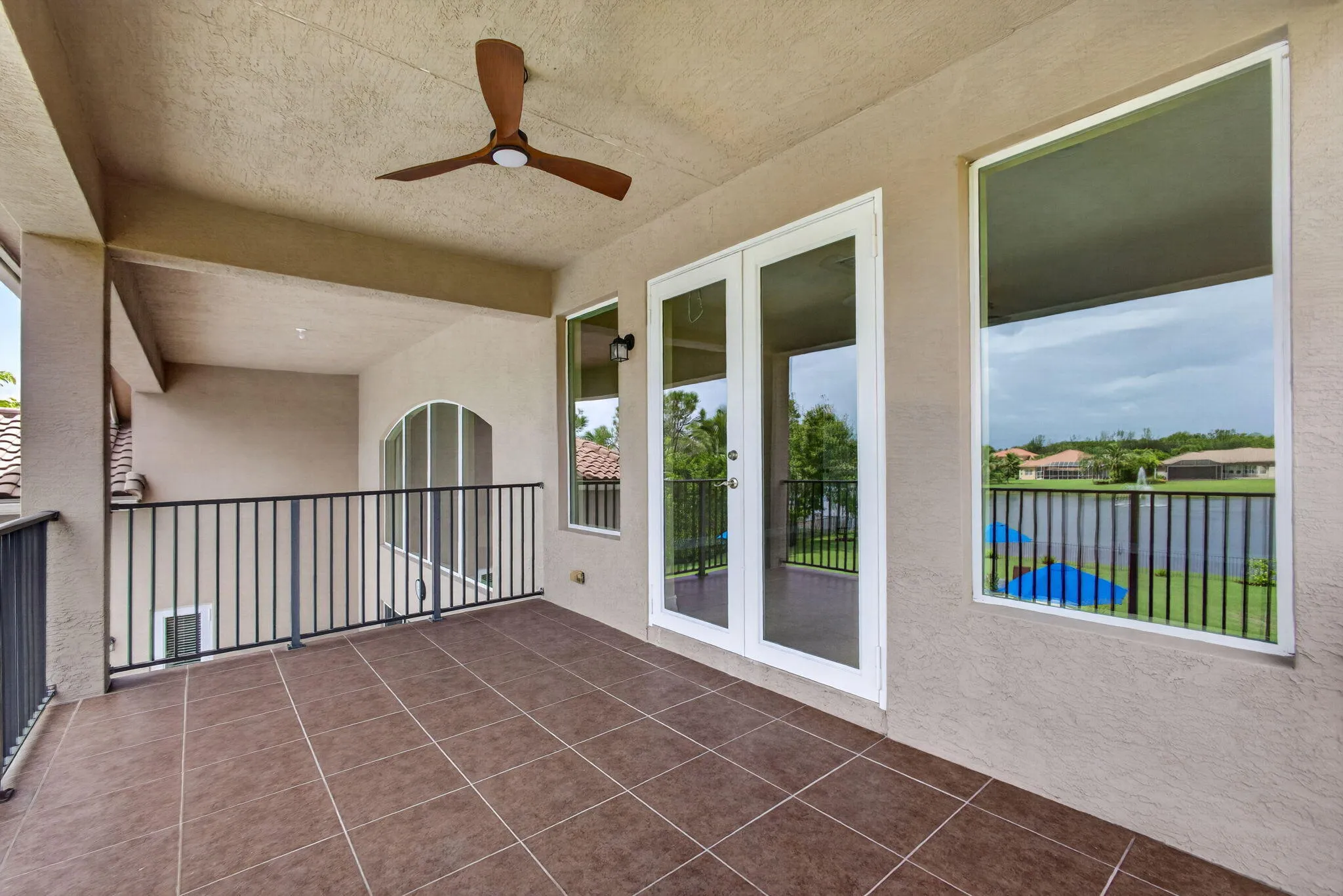 Balcony porch