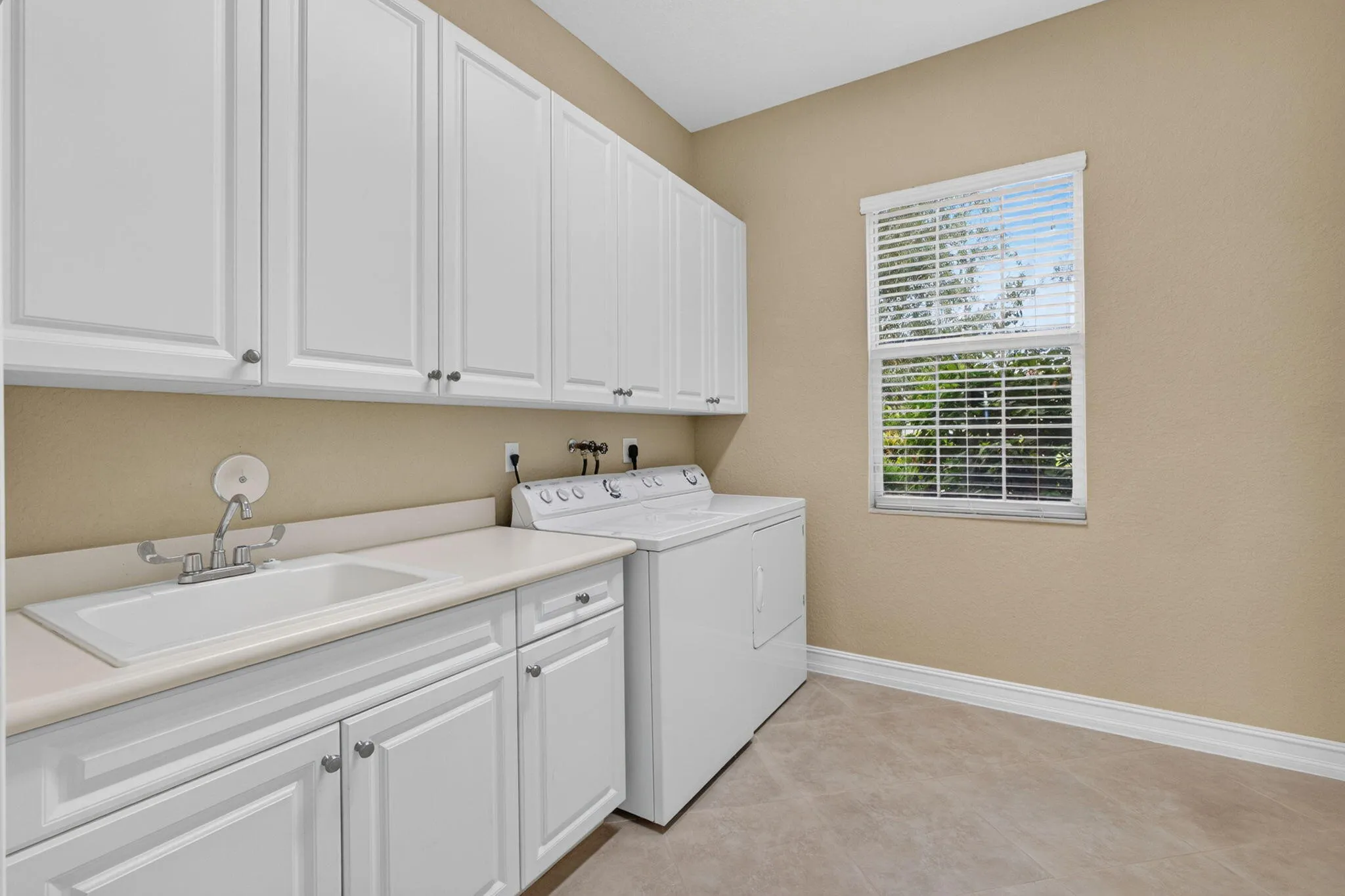 43-web-or-mls-5D1A7467