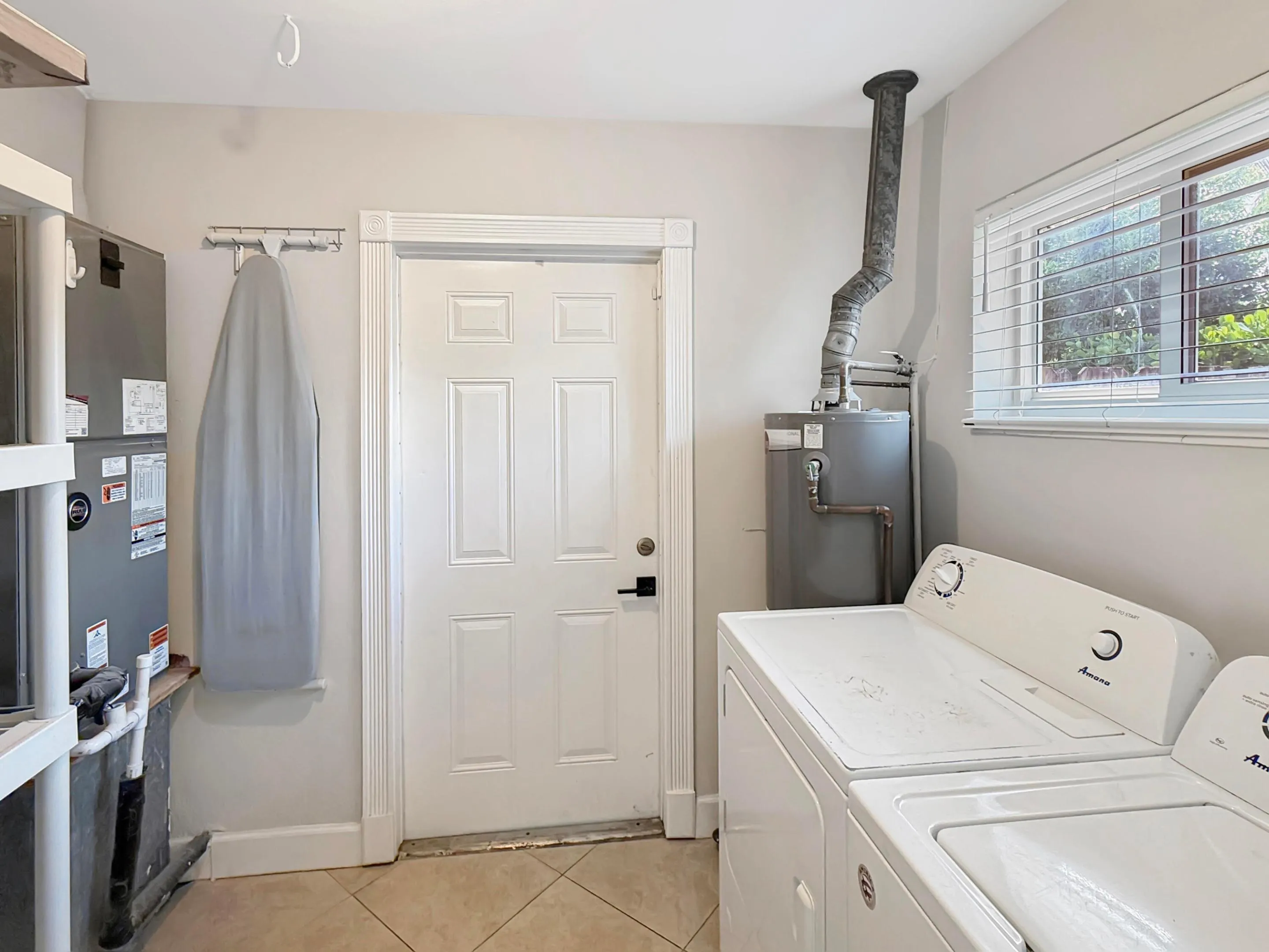 laundry room off kitchen