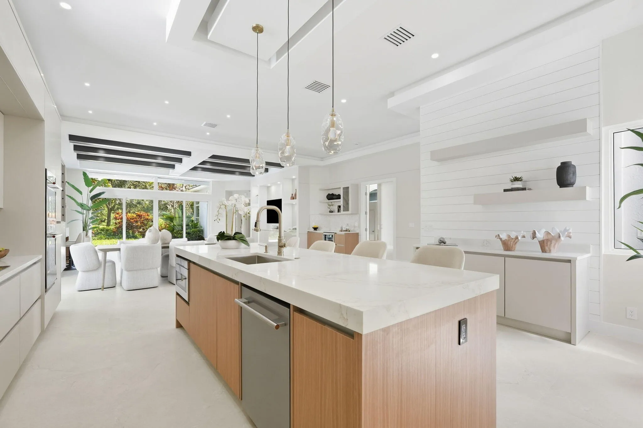 18-web-or-mls-7695_Villa_D_Este_Way_0788