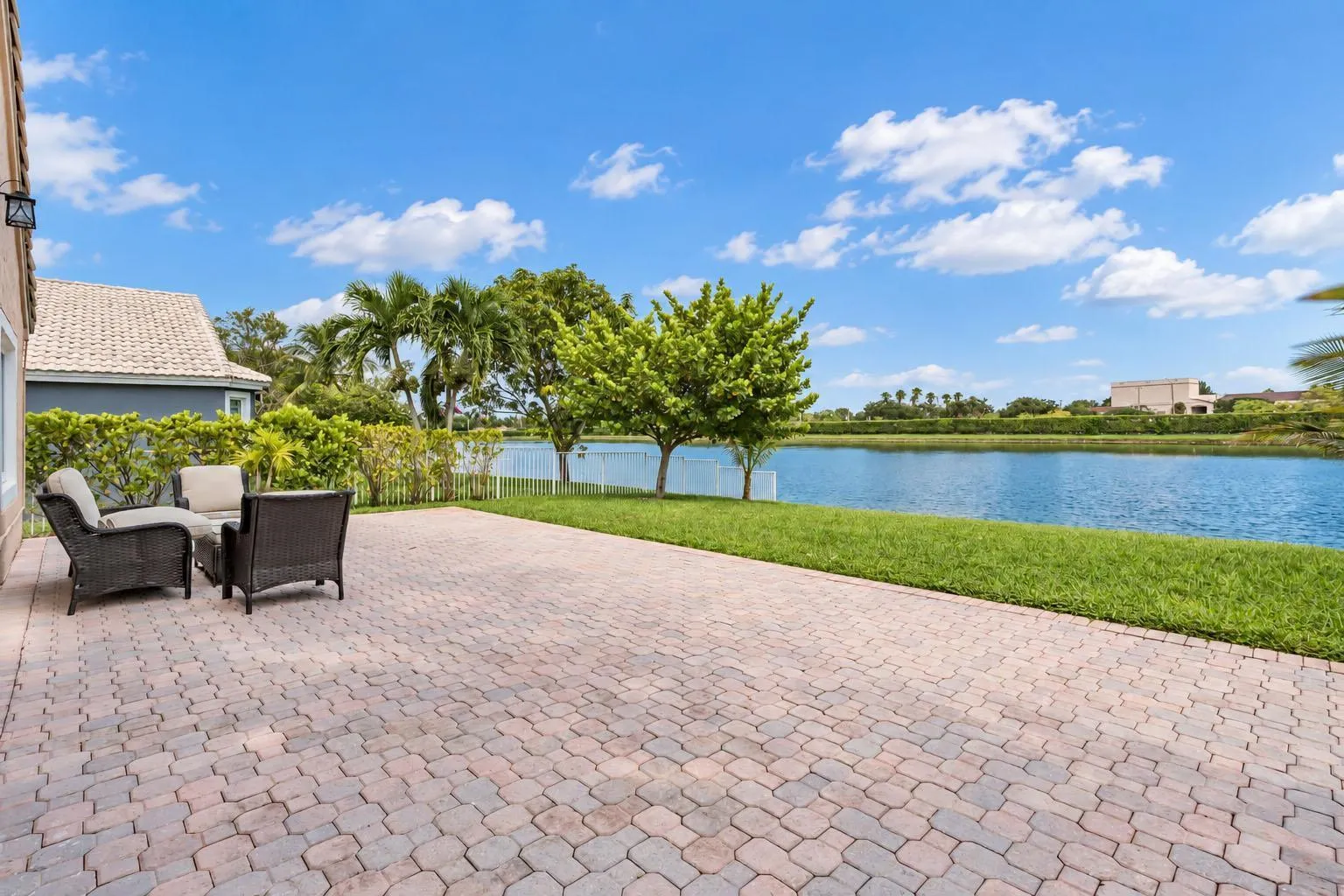 Oversized Patio
