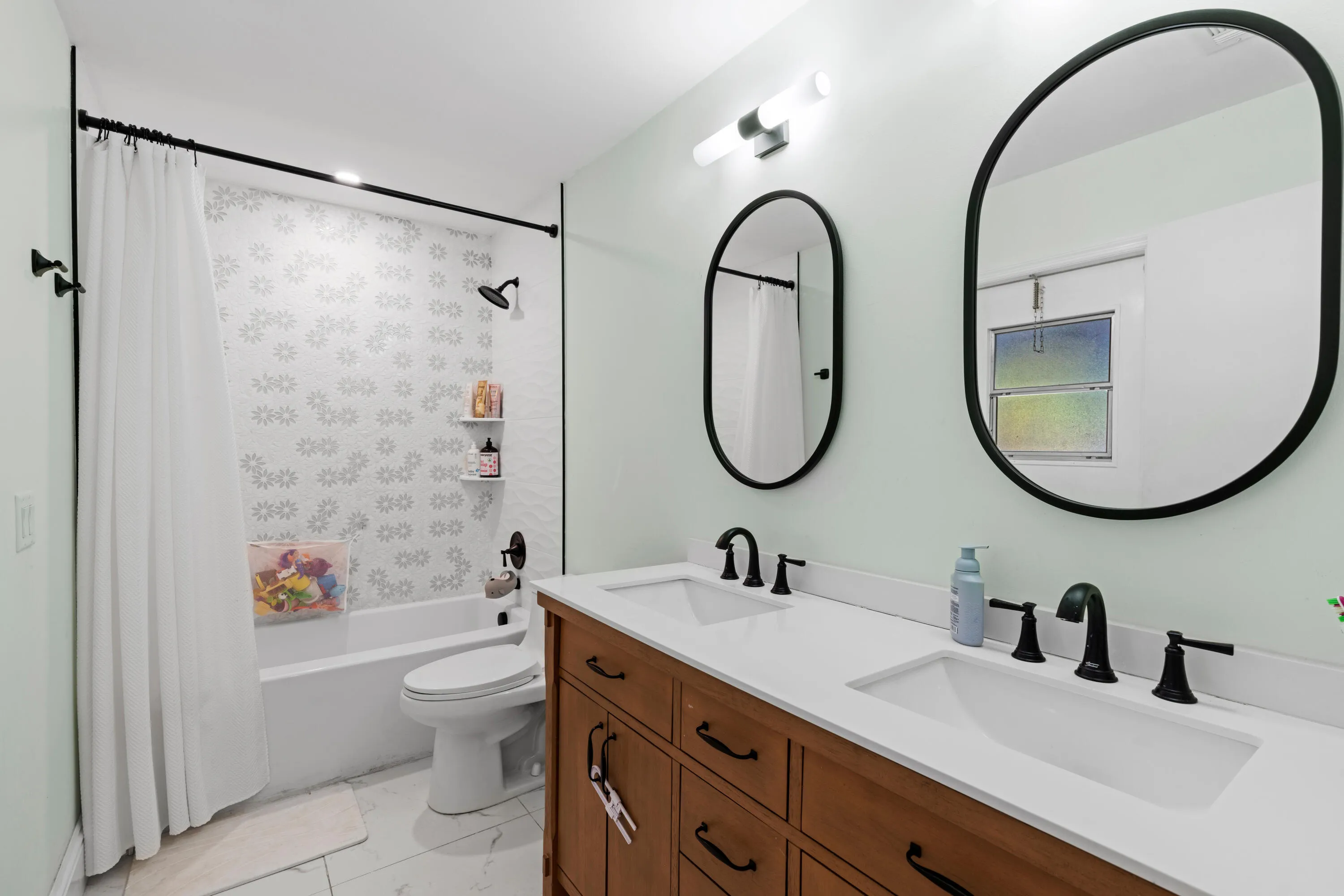 Cabana Bathroom