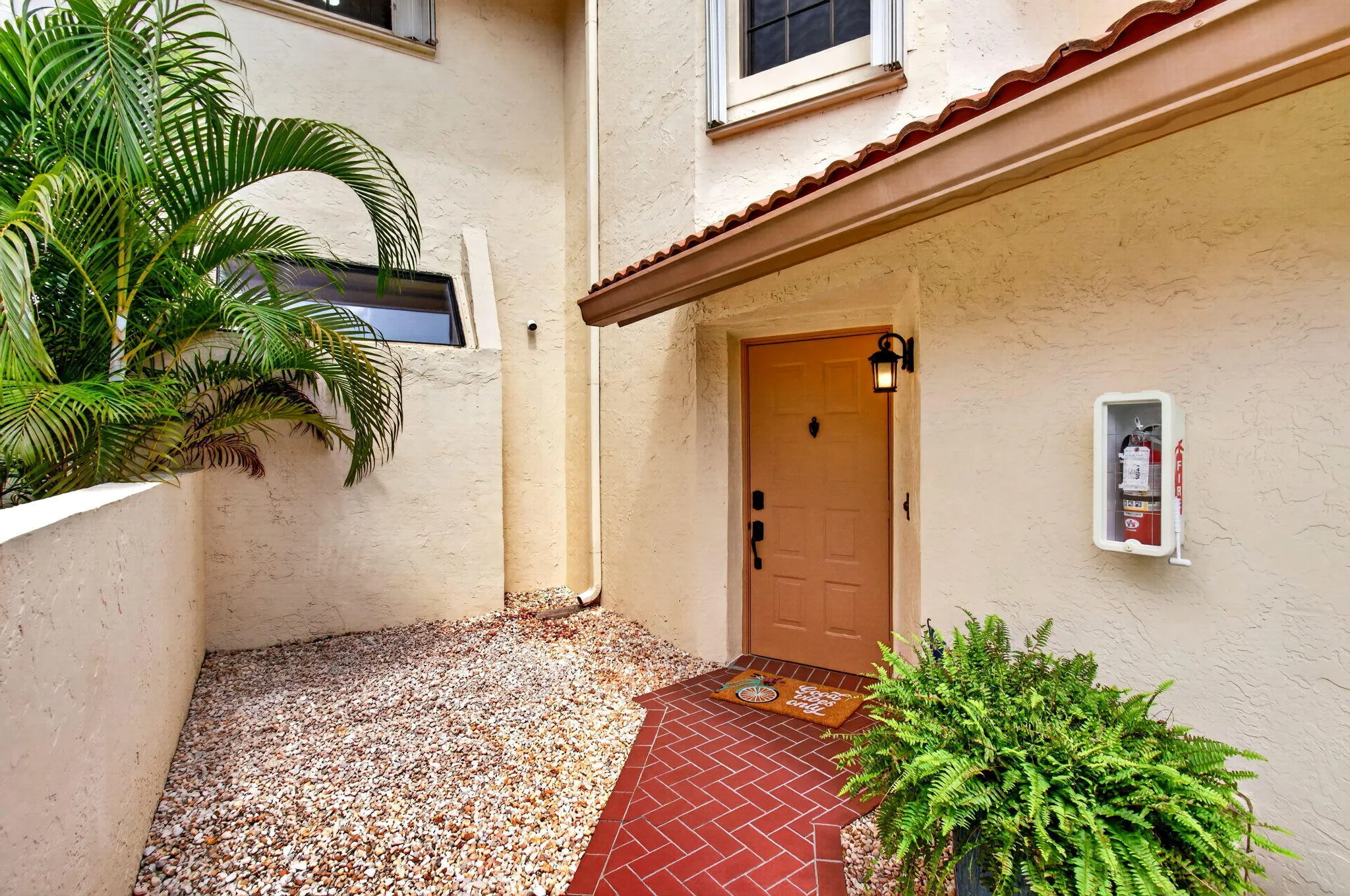 FRONT COURTYARD