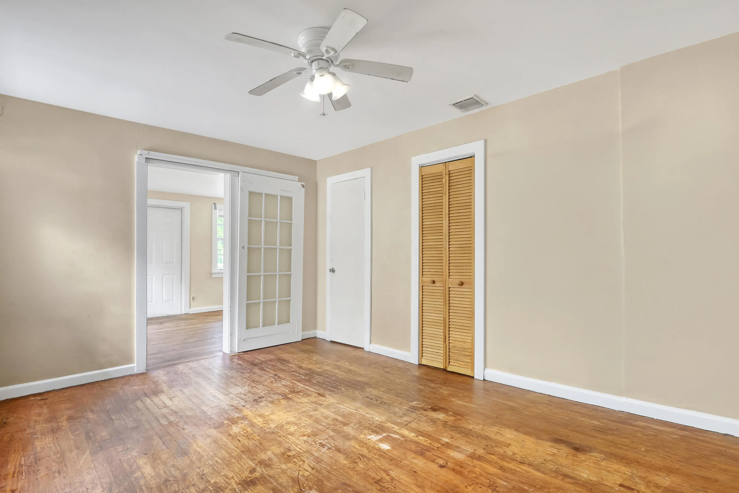 Rear Unit Bedroom