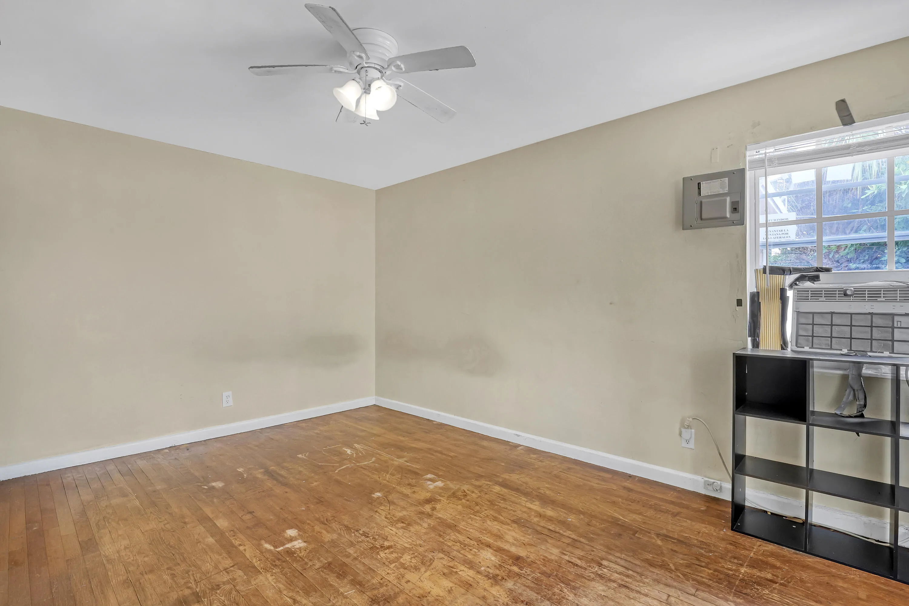 Rear Unit Bedroom
