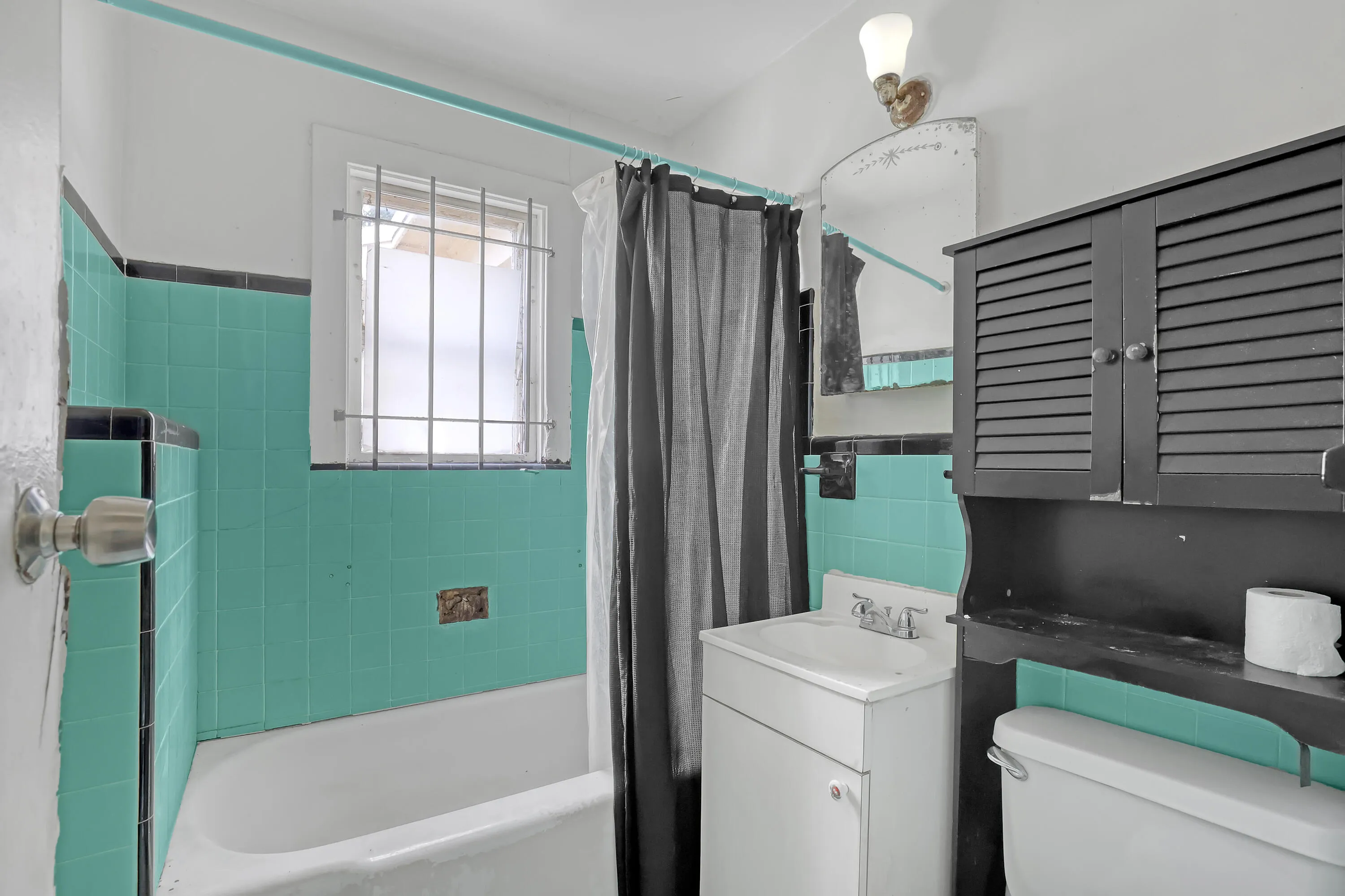 Front unit Bathroom