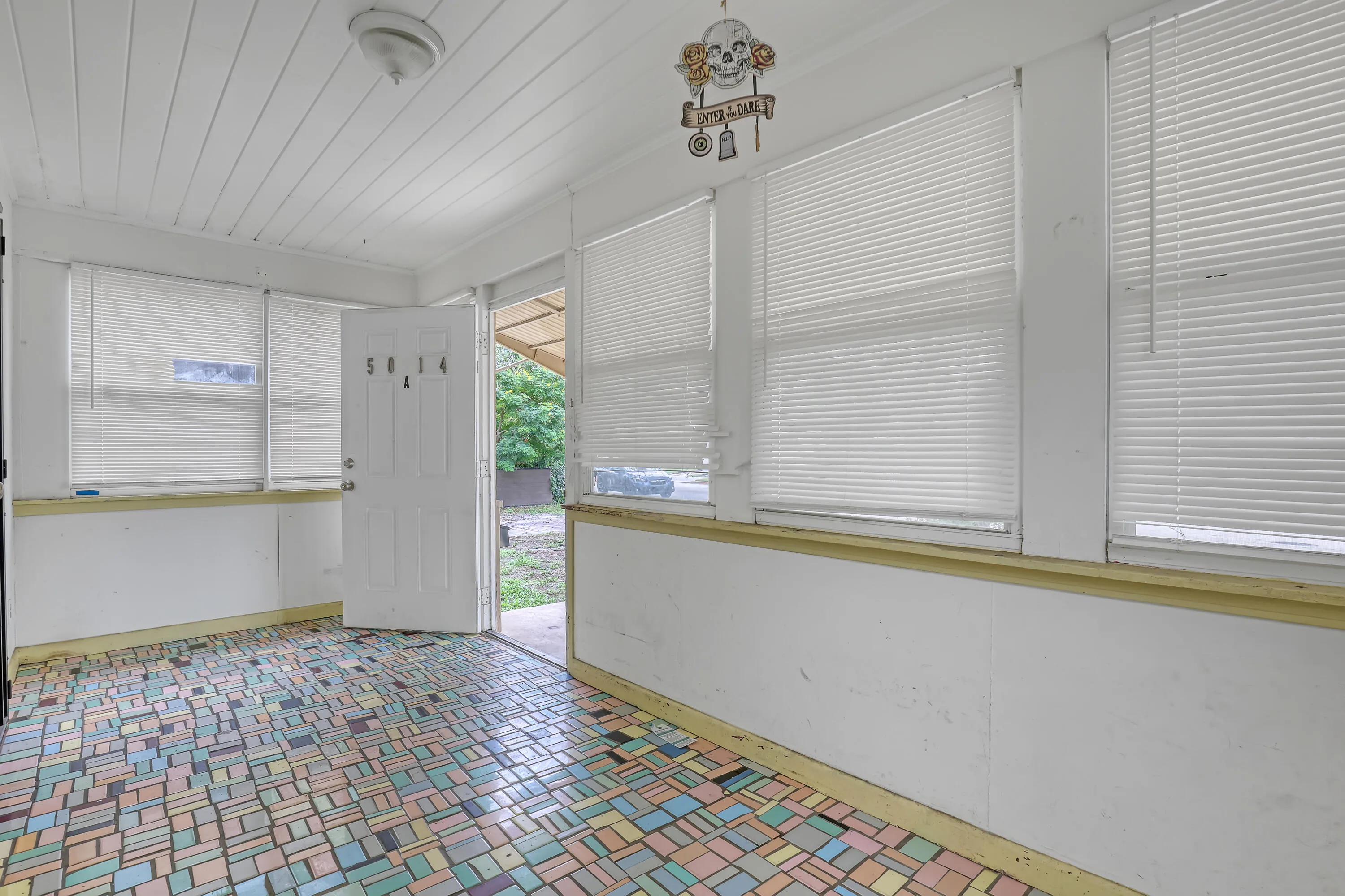Sunroom Entrance