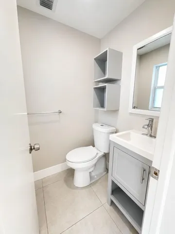 beautiful_bathroom_photo