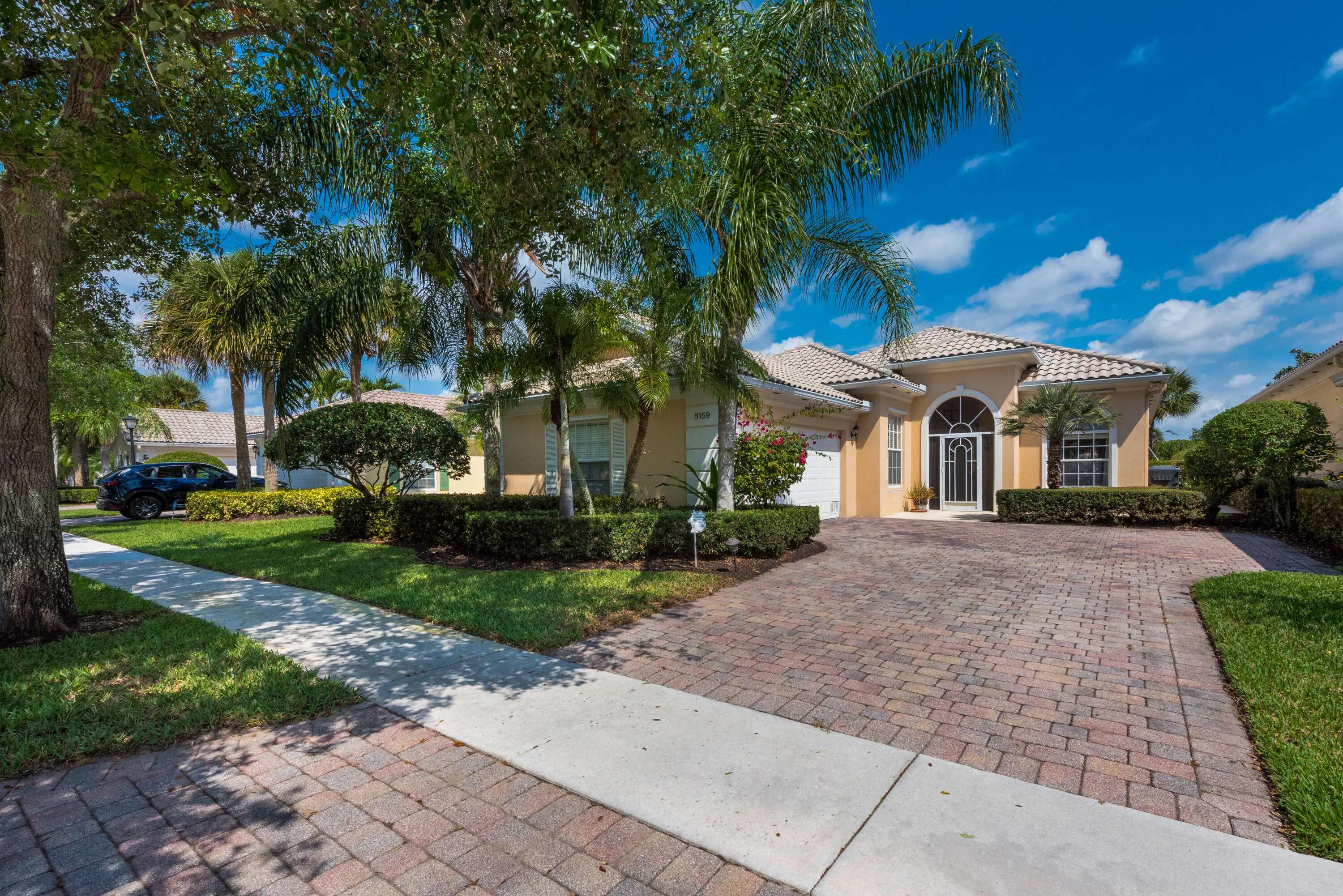 8159 Nevis Pl-2