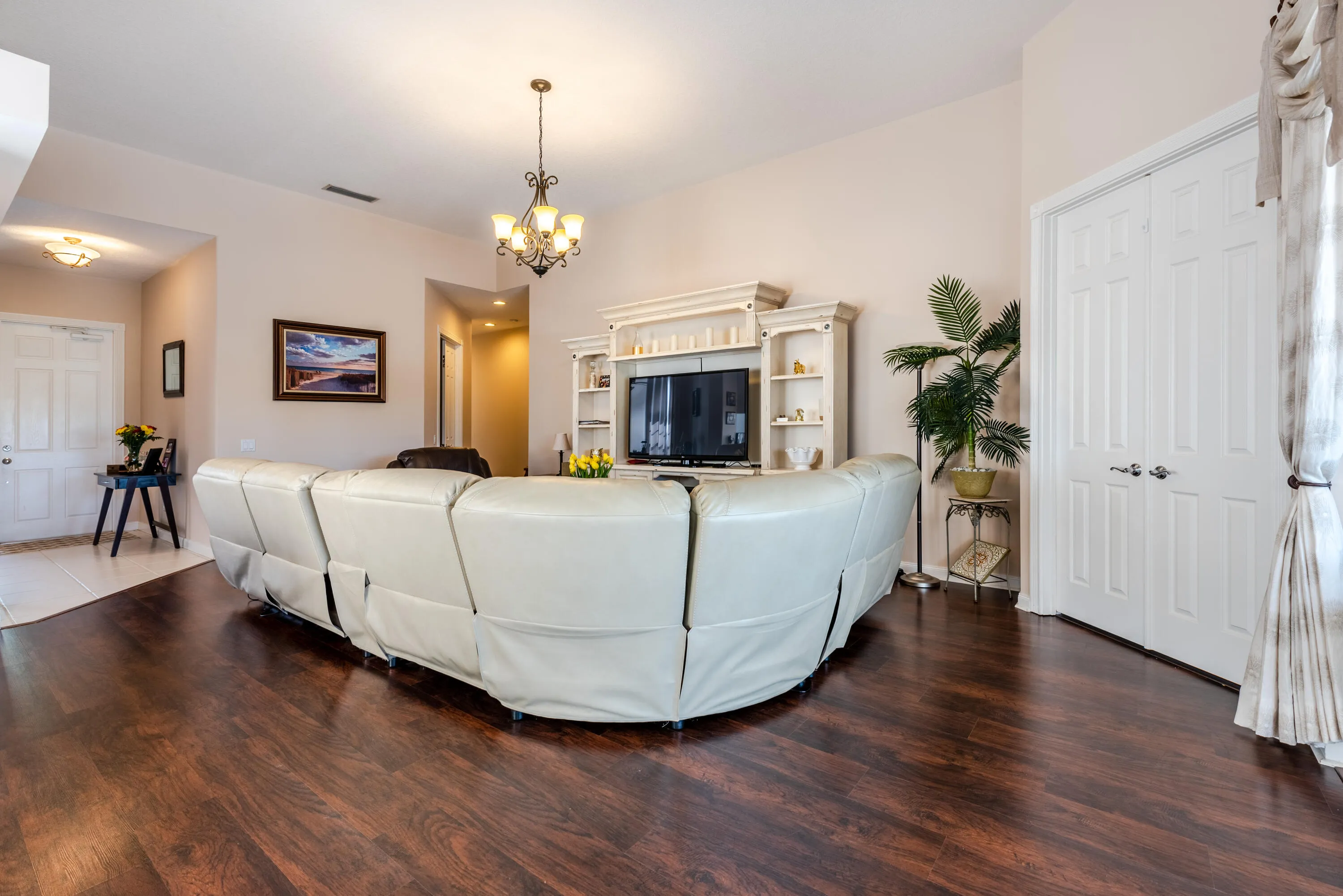 8159 Nevis Pl-10