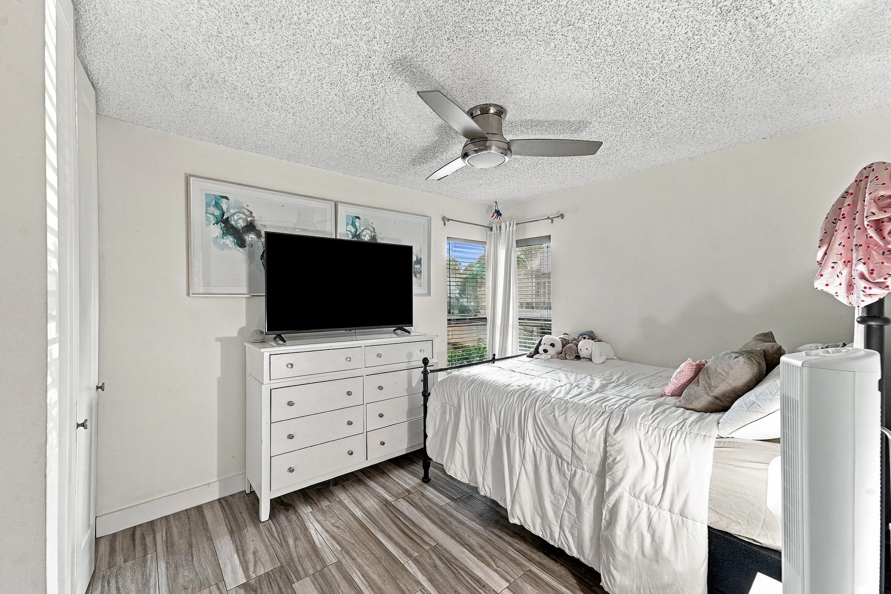 15_bedroom 2