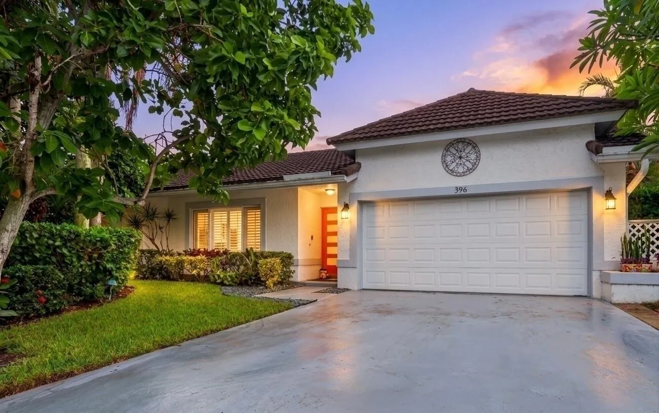 Front-driveway-Twilight