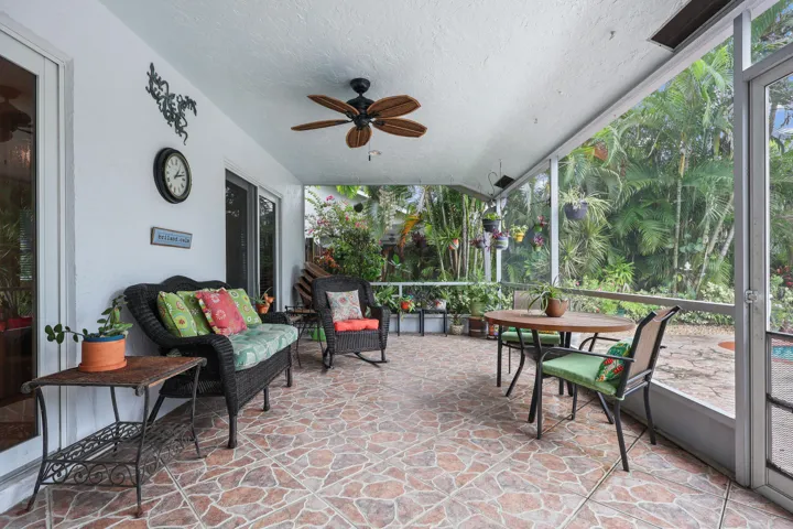 Veranda-front
