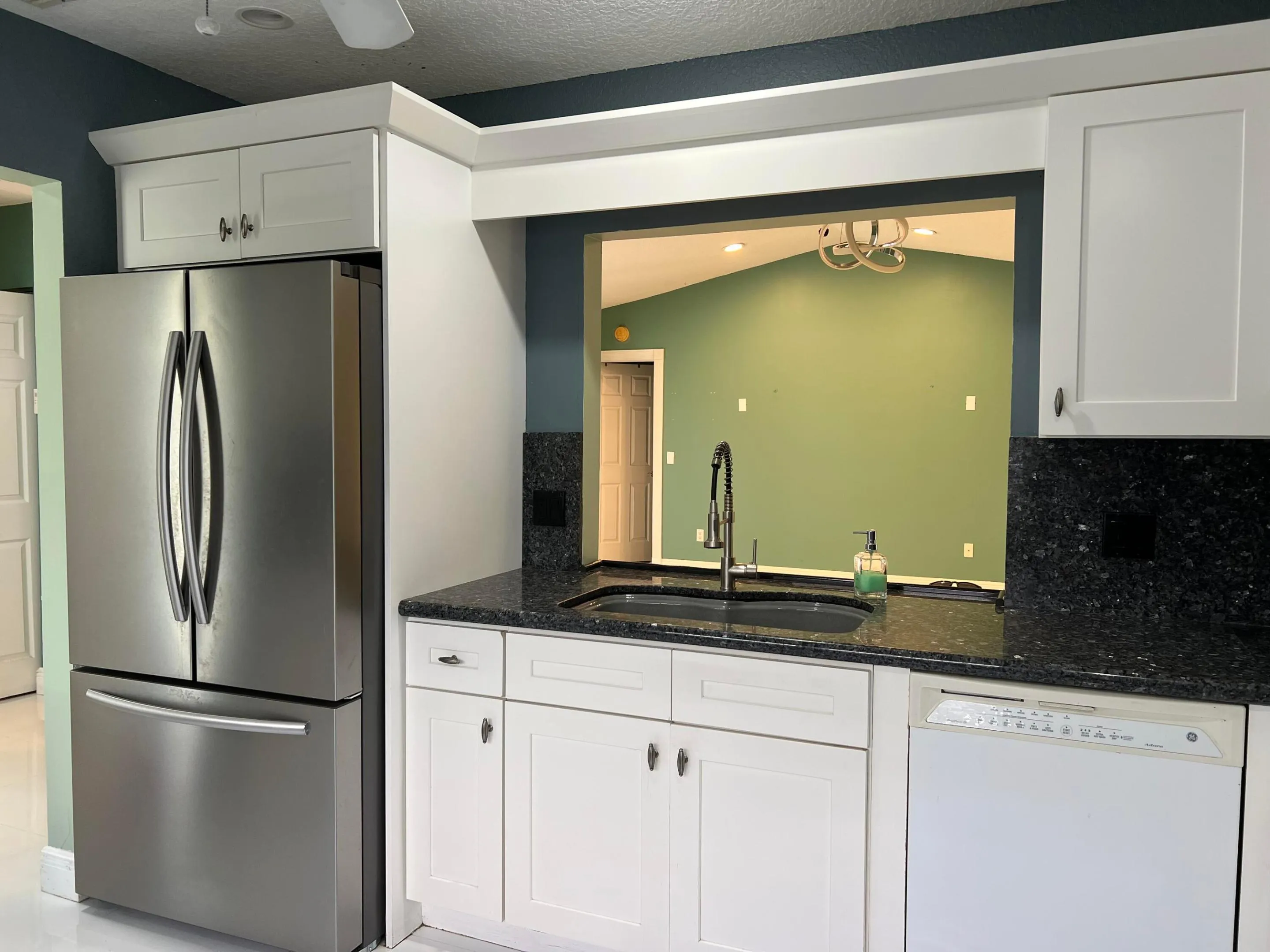 Kitchen 2